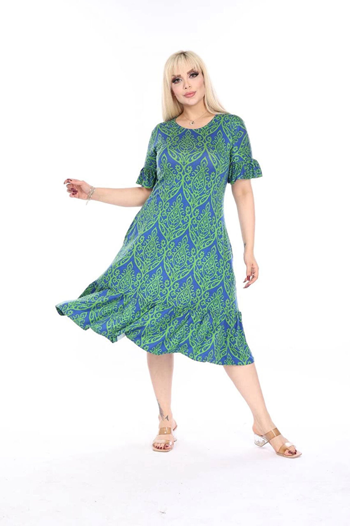 Kadın Büyük Beden Eteği Fırfırlı Cepli Viskon Kumaş Esnek Kısa Kollu Elbise