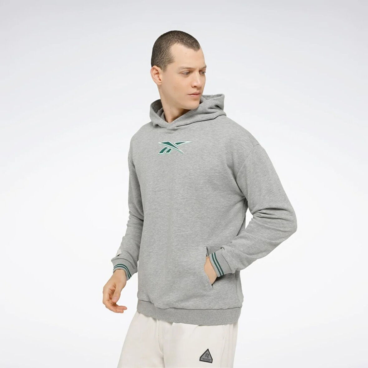 Reebok Erkek Hoodie Classics Uniform