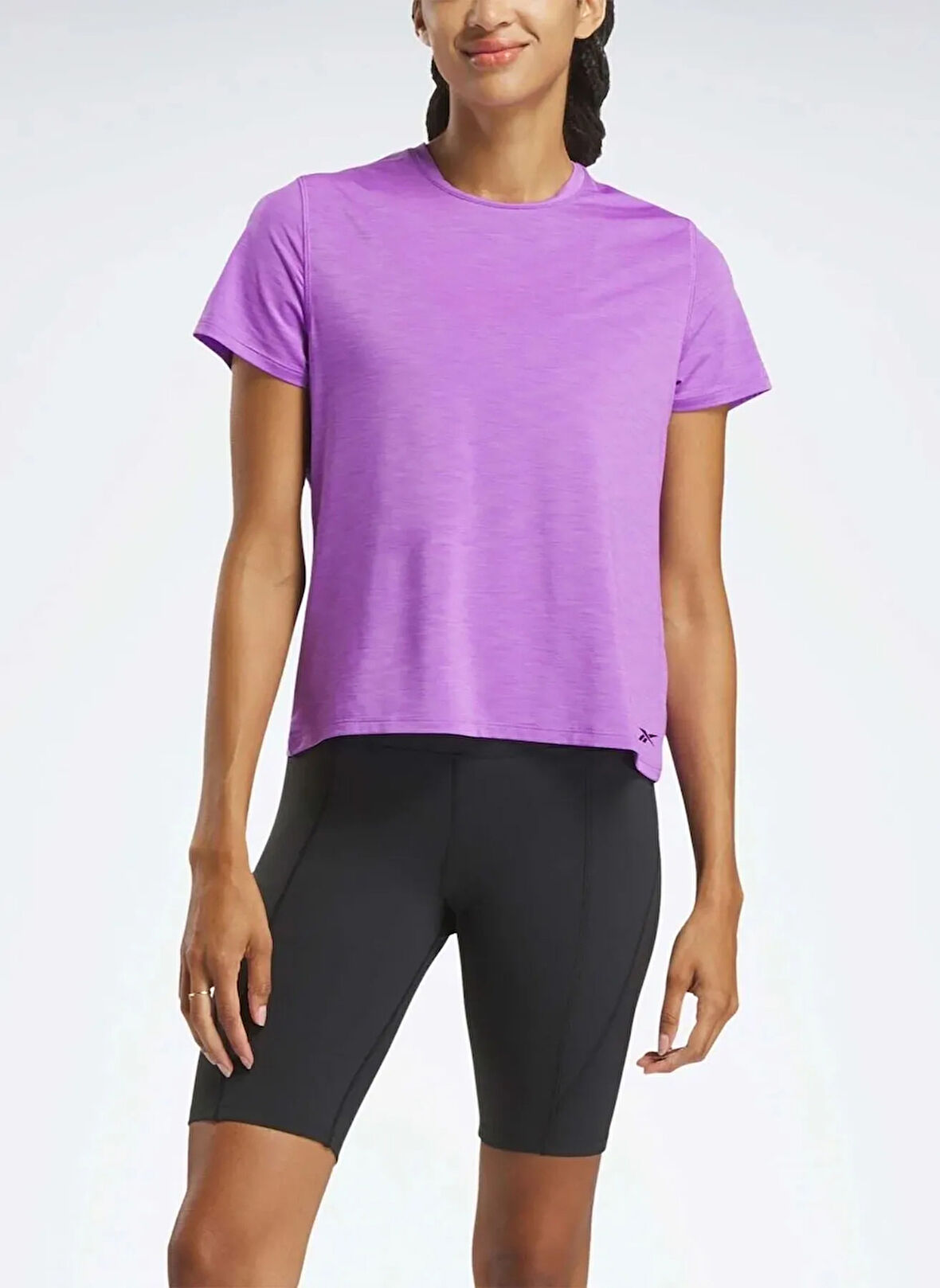 Reebok 100214673 RBK-CHILL ATHLETIC TEE Lila Yuvarlak Yaka Slim Fit Düz Kadın T-Shirt