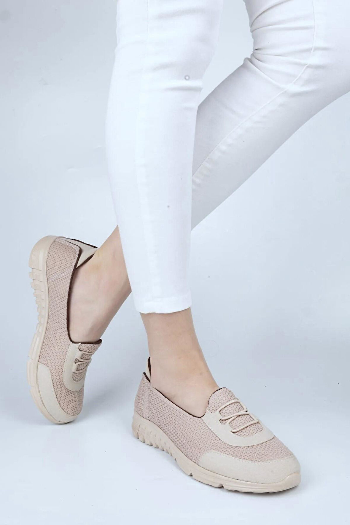 Kadın Fileli Rahat Memory Taban Bağlı Sneaker