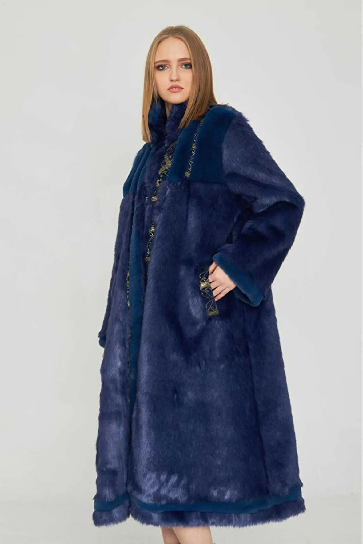 Kaftan Model Jakar Kumaş Detaylı Suni Kürk