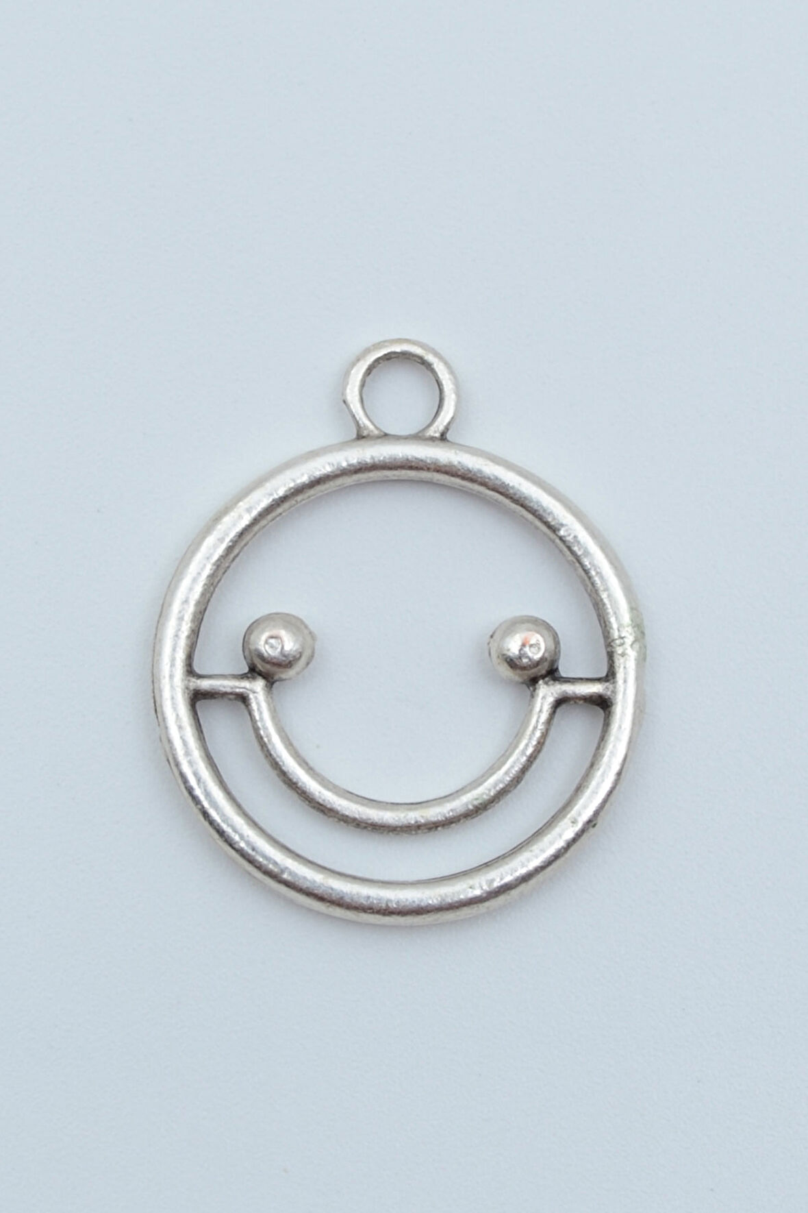 Minimal Gülen Yüz- Smile Gümüş Kaplama Kolye Ucu