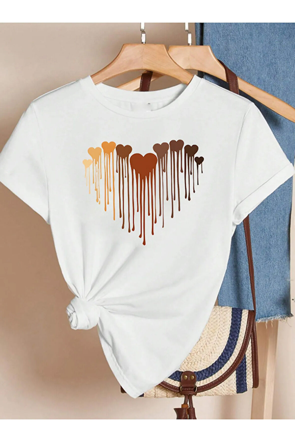 Unisex Pamuklu Eriyen Kalpler Baskılı Tasarım T-shirt