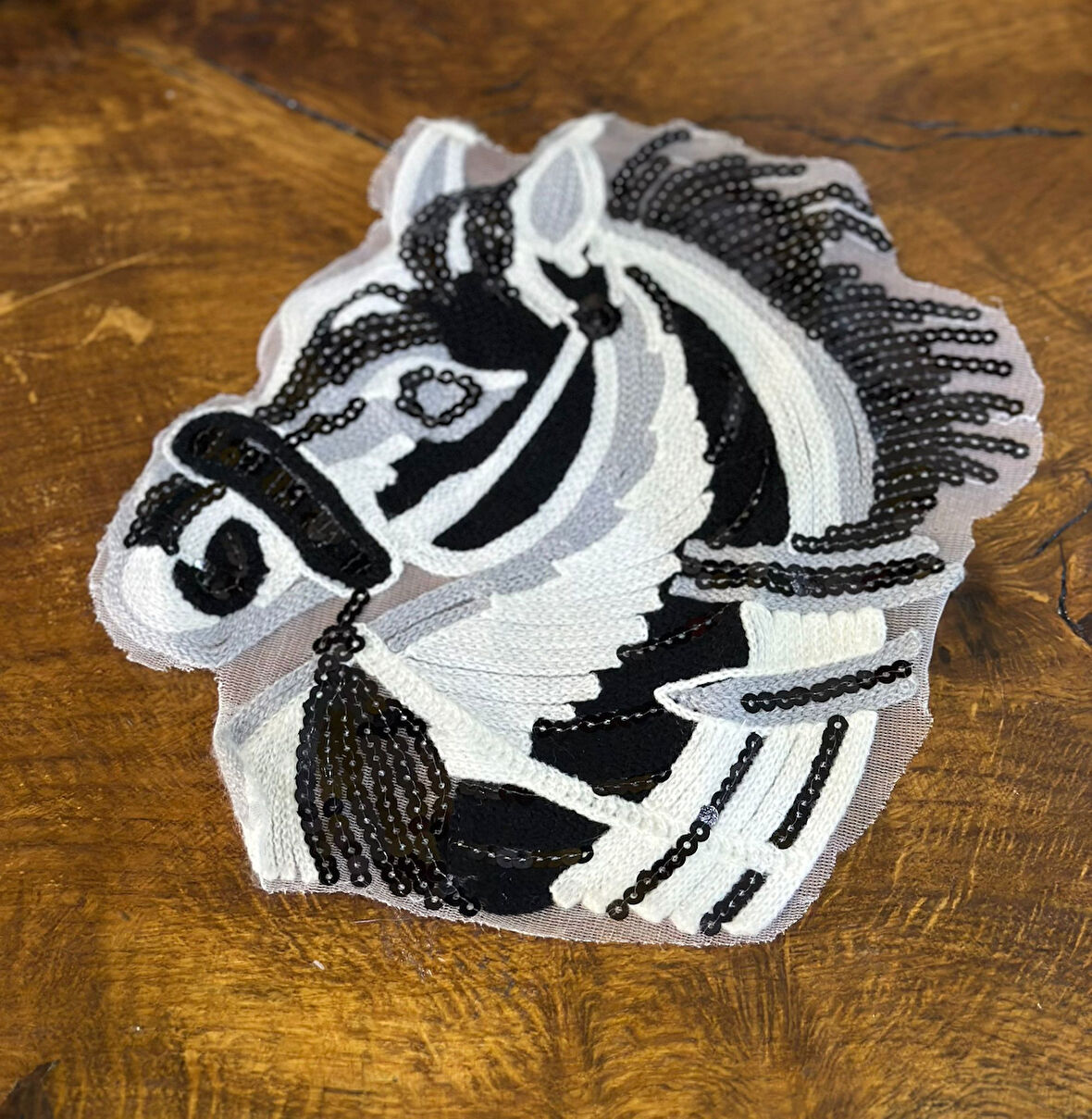 DOKUMA PAYETLİ AT ARMA DİKİŞ APLİKE 22X20 CM