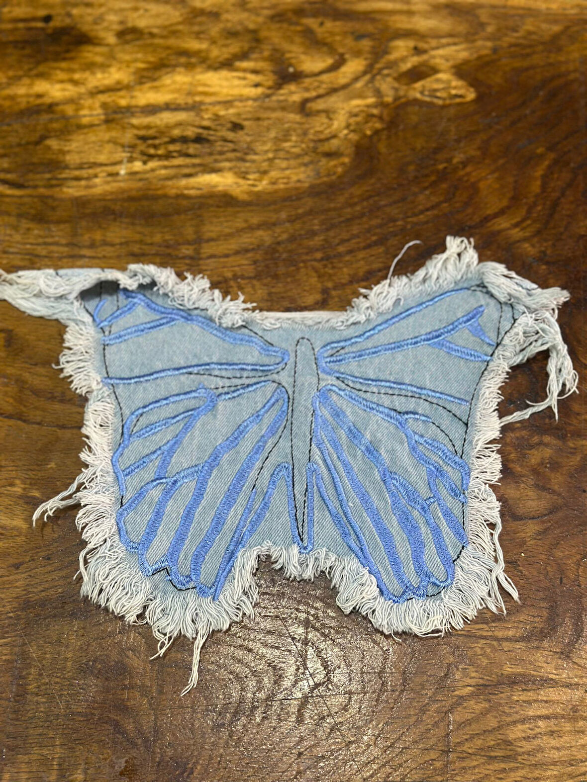 KOT KELEBEK ARMA DİKİŞ APLİKE 27X23 CM