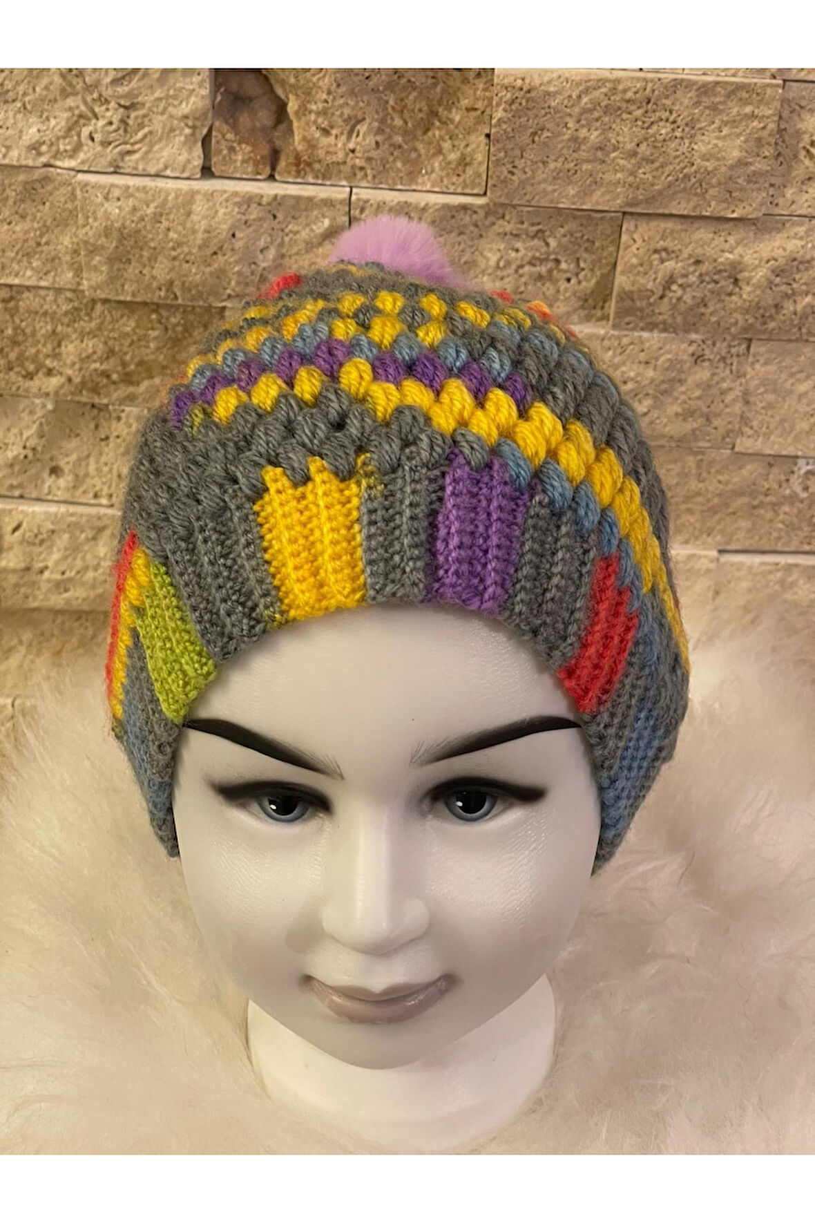 RENKLİ KABARTMA ÖRGÜ PONPONLU  ÇOCUK BERE