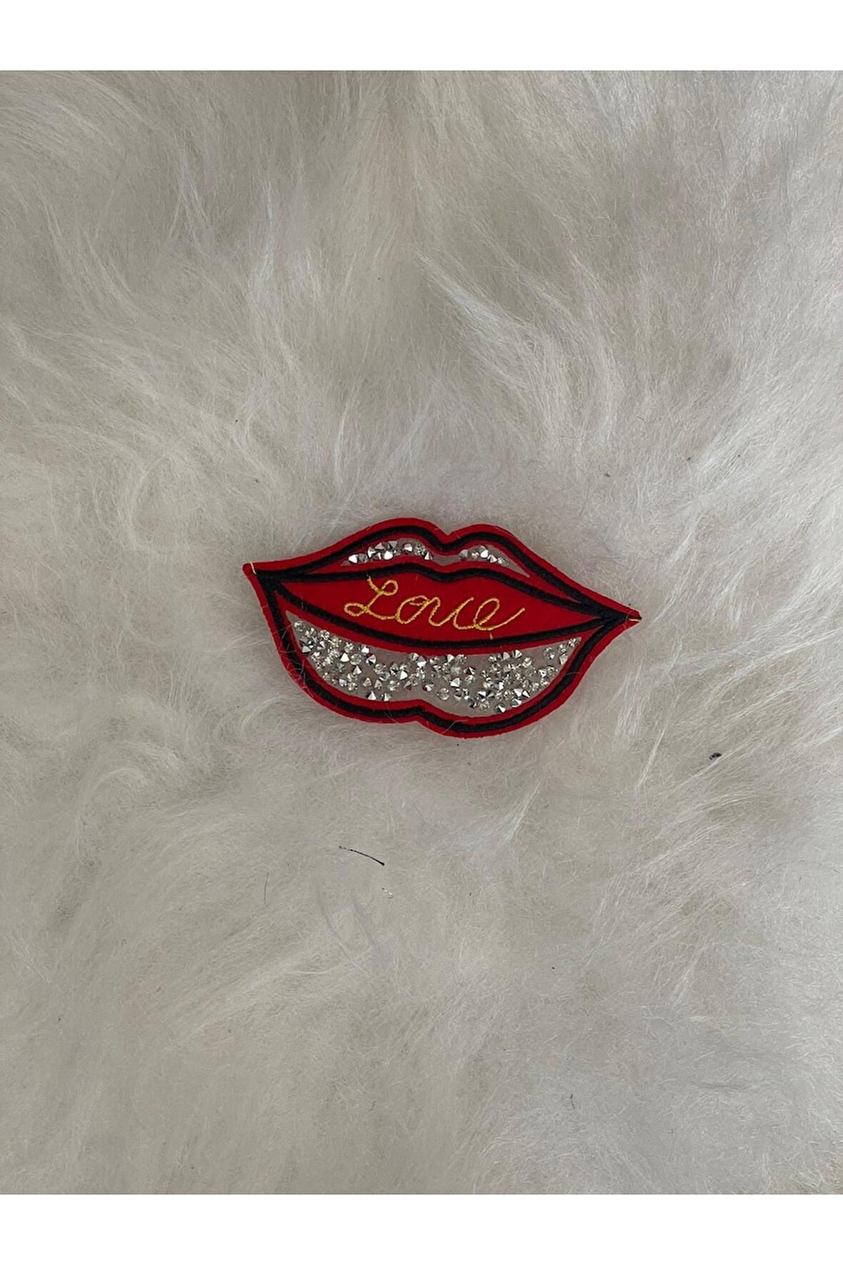 10X5 CM TAŞLI  DUDAK APLİKE ARMA YAMA  ÜTÜ İLE YAPIŞIR