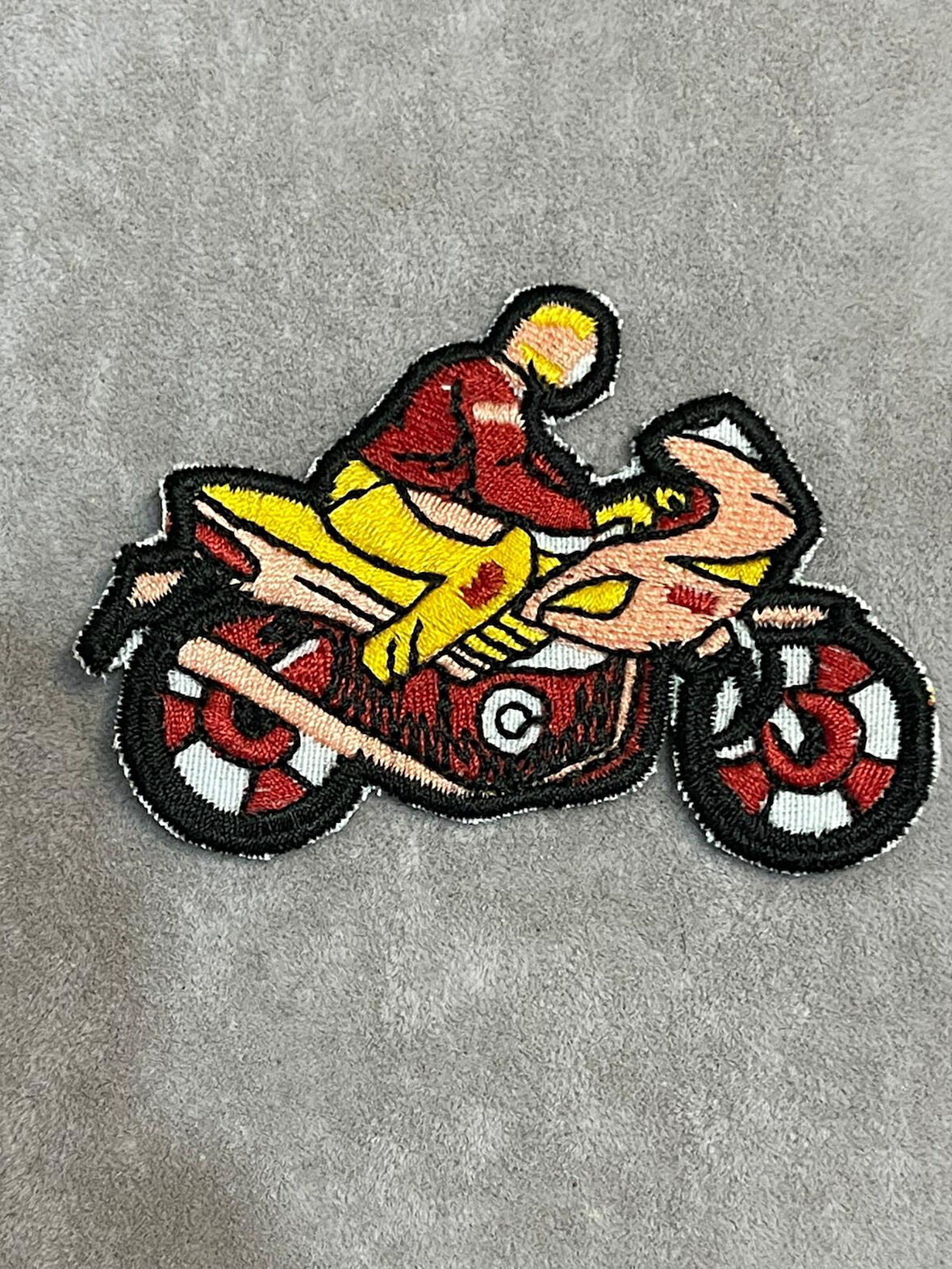 7X5 CM ÜTÜ İLE YAPIŞAN KIRMIZI SARI MOTOR APLİK ARMA YAMA