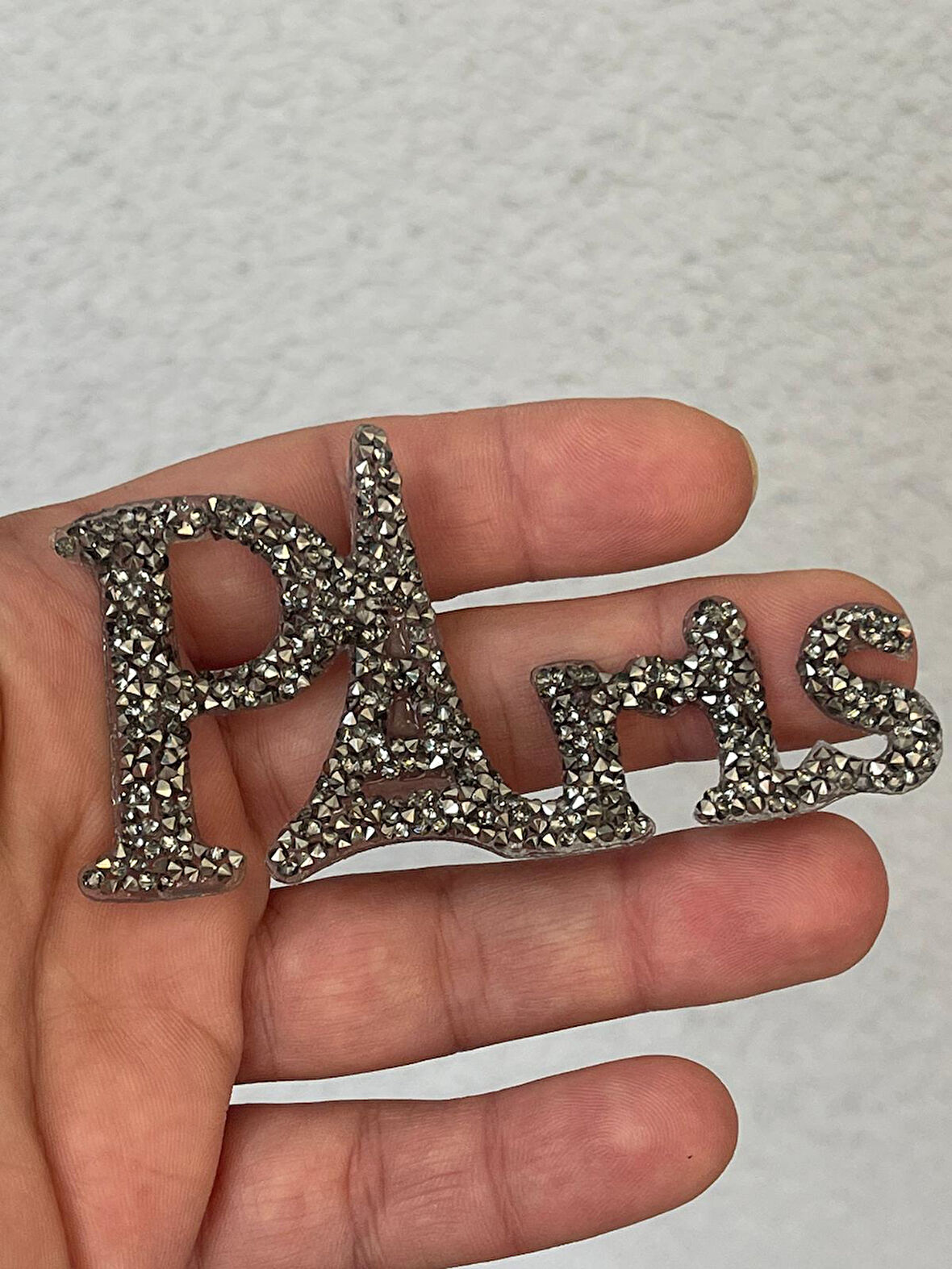 8X4 CM TAŞ İŞLEME PARİS ÜTÜ İLE YAPIŞAN APLİK YAMA ARMA AKSESUAR