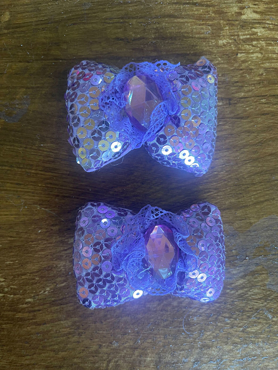 2 Lİ 7X2 CM PAYETLİ ŞİŞME KABARIK FİYONK APLİKE ÇANTA TASARIM MALZEMESİ