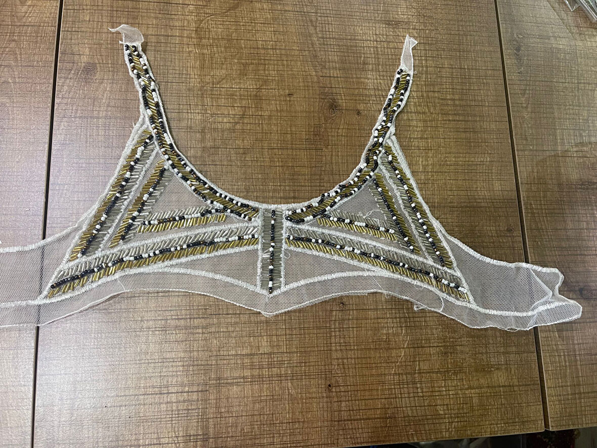 8X26 CM BONCUK İŞLEME BEYAZ GÜPÜR TÜL YAKA APLİKE ARMA YAMA DİKİŞ