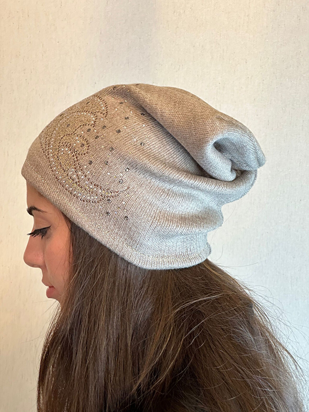 TAŞ İŞLEME TRİKO KADIN BERE SALAŞ BERE