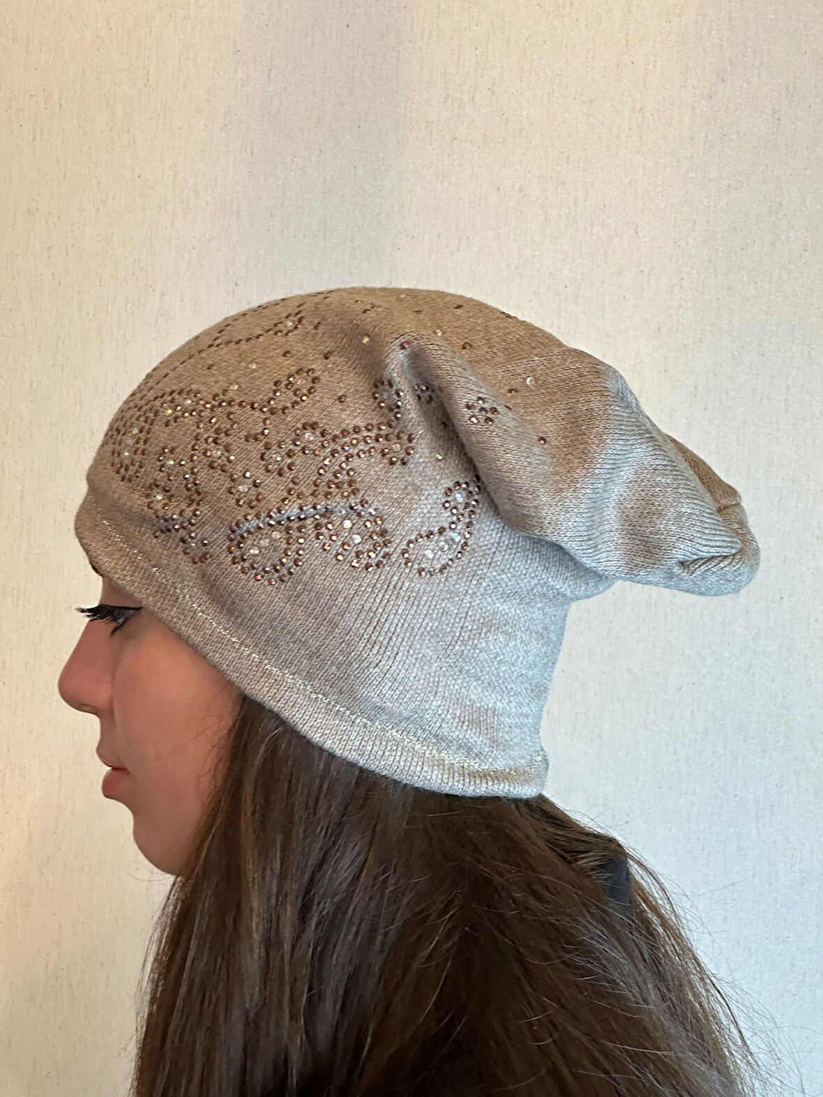 TAŞ İŞLEME TRİKO KADIN BERE SALAŞ BERE