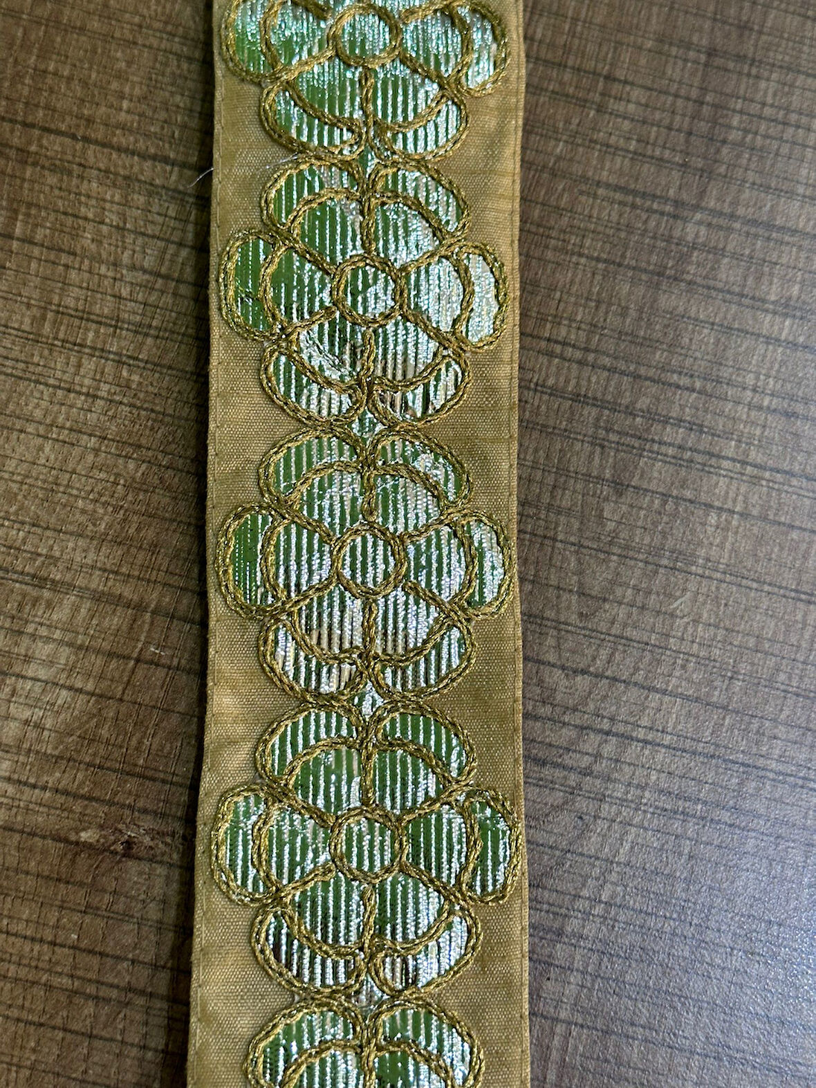 HİNDİSTANDAN GELEN TASARIM ŞERİT BORDÜR DİKİŞ AKSESUARI 1 METRE