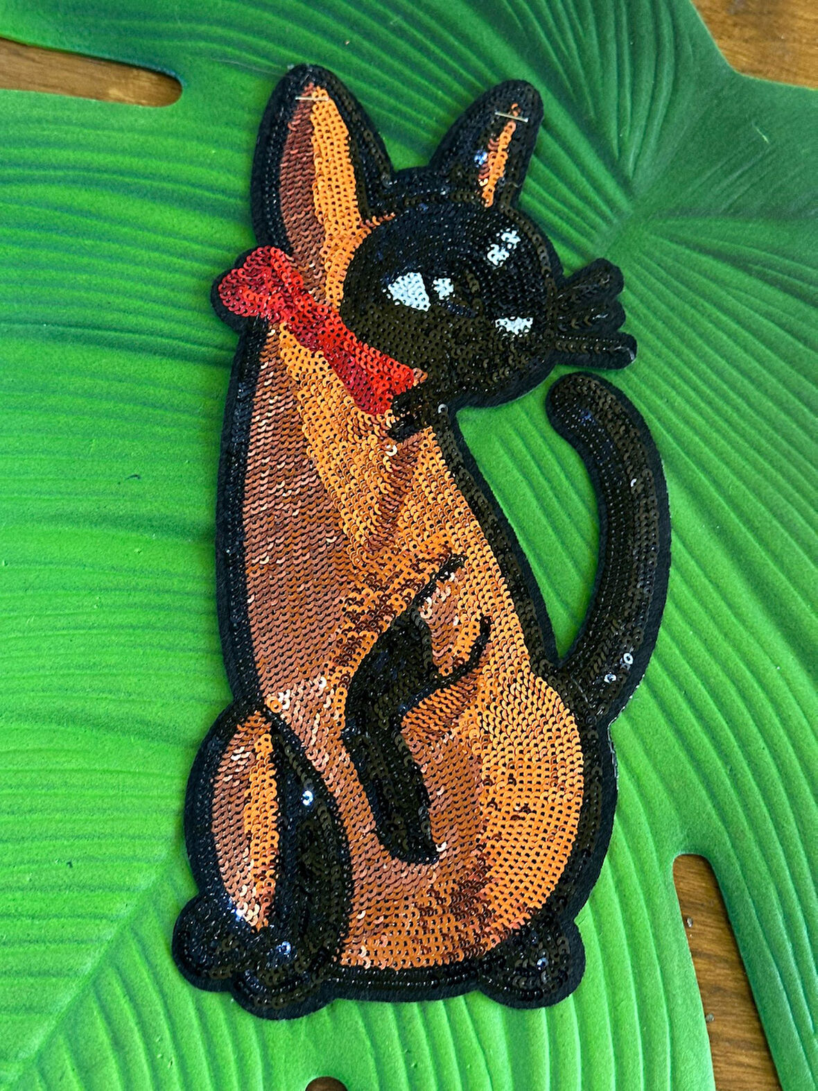 25X12 CM ÜTÜ İLE YAPIŞAN PUL PAYETLİ TASARIM ARMA APLİKE