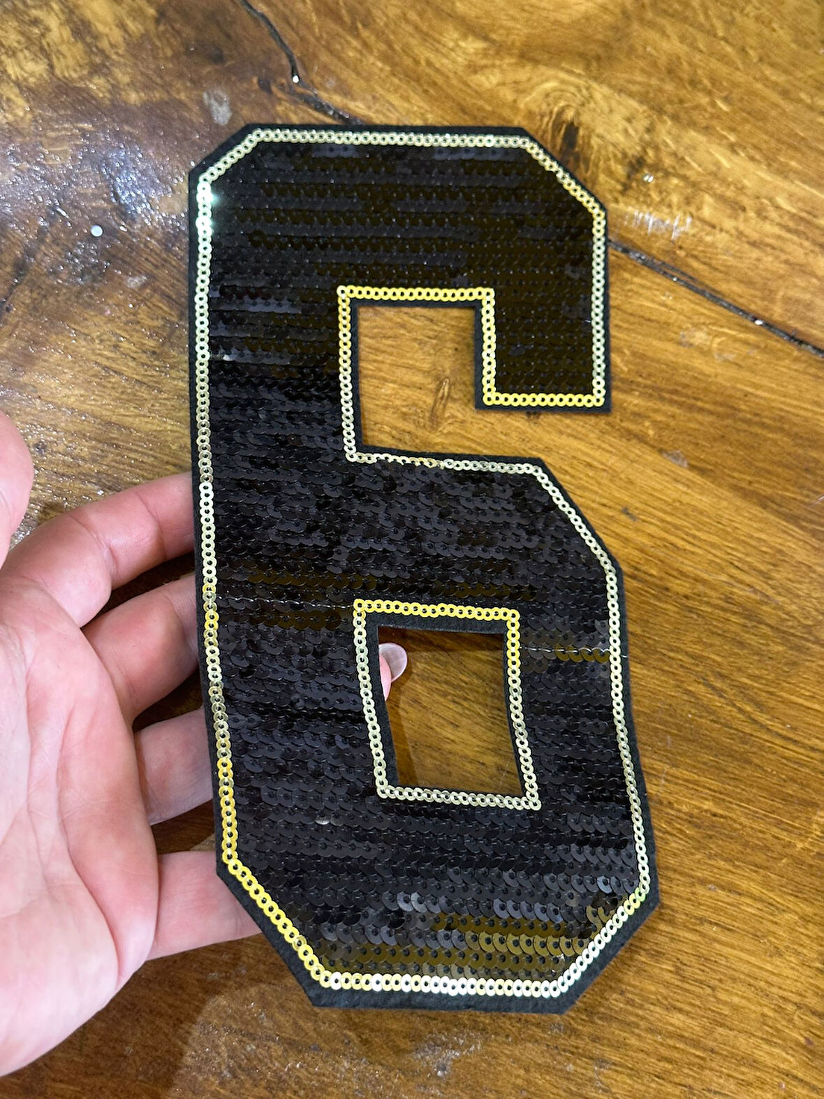 22X11 CM ÜTÜ İLE YAPIŞAN PUL PAYETLİ 6 VEYA9 RAKAMI DİKİŞ GİYİM APLİK