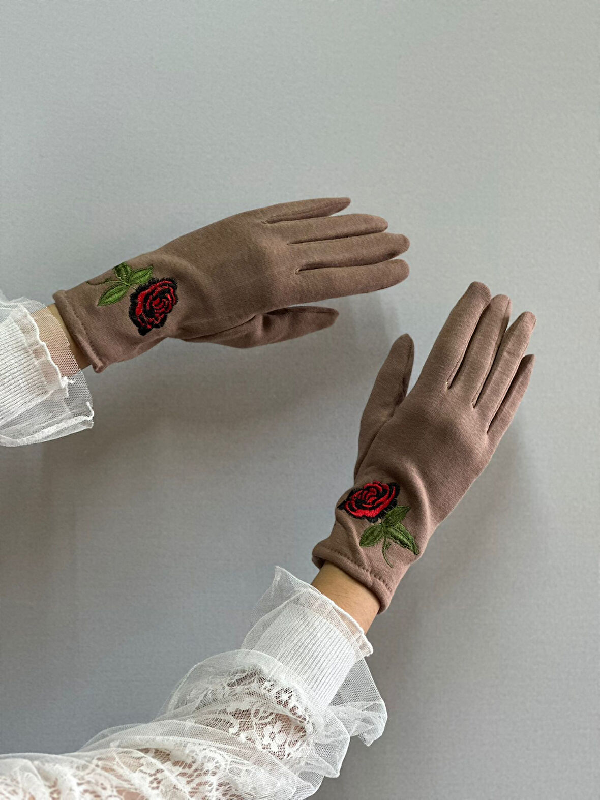 çiçek nakışlı dokunmatrik parmaklı kaşmir kadın eldiven