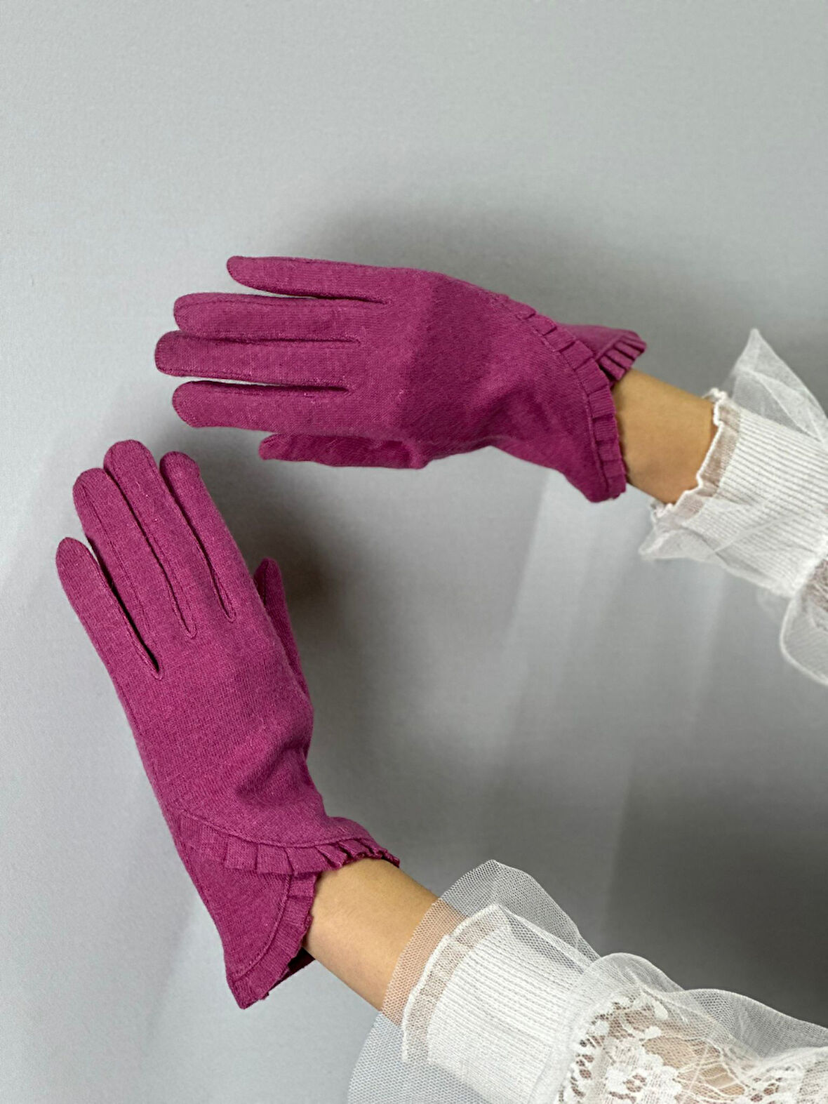 FIRFIR DETAYLI DOKUNMATİK PARMAK KAŞMİR KADIN ELDİVEN