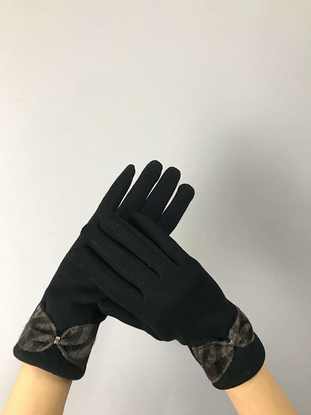 KADİFE FİYONKLU KAŞMİR KADIN YUMUŞAK ELDİVEN