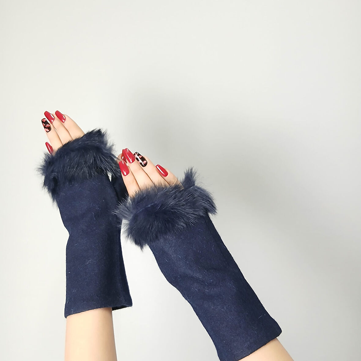 LACİVERT KÜRKLÜ TASARIM KADIN ELDİVEN PARMAKSIZ