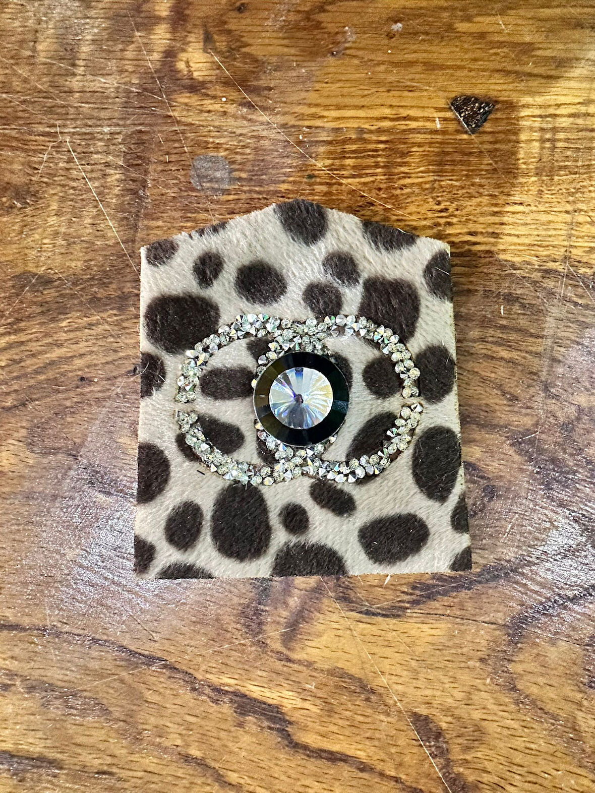 10X9 CM LEOPAR TAŞ İŞLEME GİYİM CEP DİKİŞ APLİKE ARMA