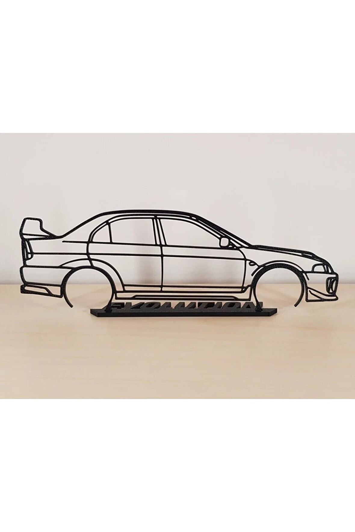 Mitsubishi Lancer Evolution V 20cm Plastik Masa Süsü Masa Dekorasyonu