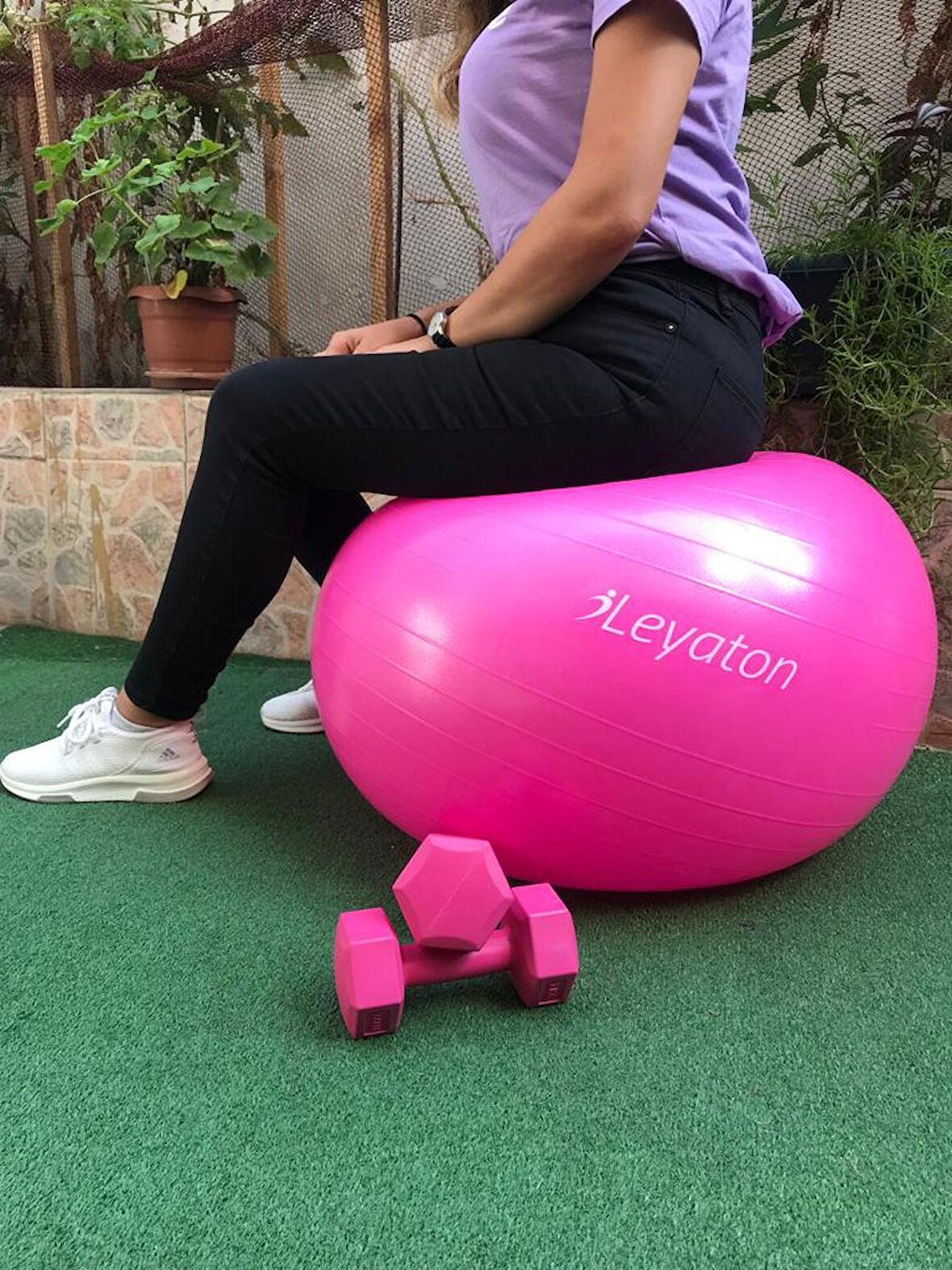 Leyaton 65 Cm Dayanıklı Yüksek Kalite Pilates Topu 1 Kgx2 Dambıl Pompa Hediye