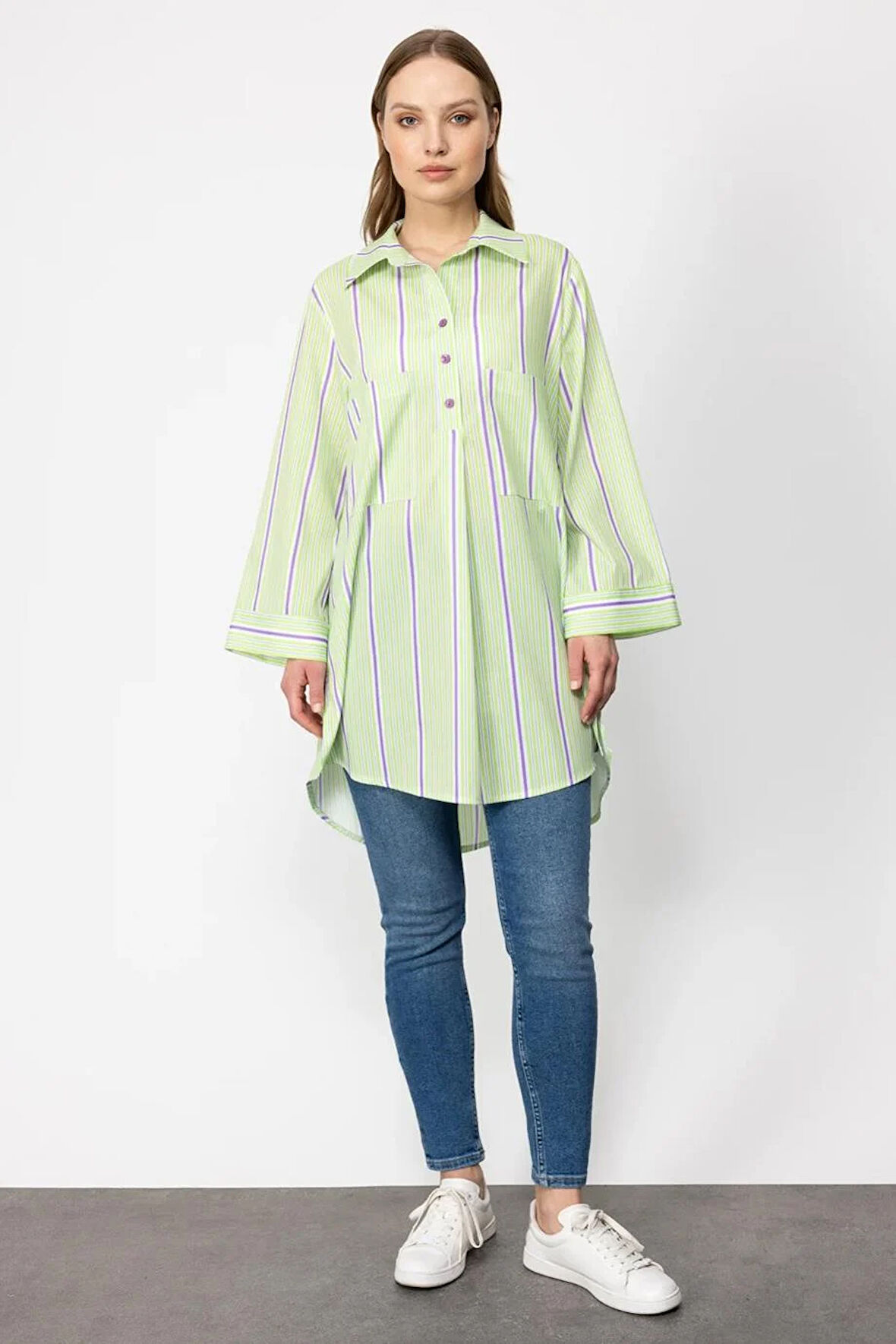 ARKASI UZUN SALAŞ UZUN KADIN GÖMLEK 34343-2Y4