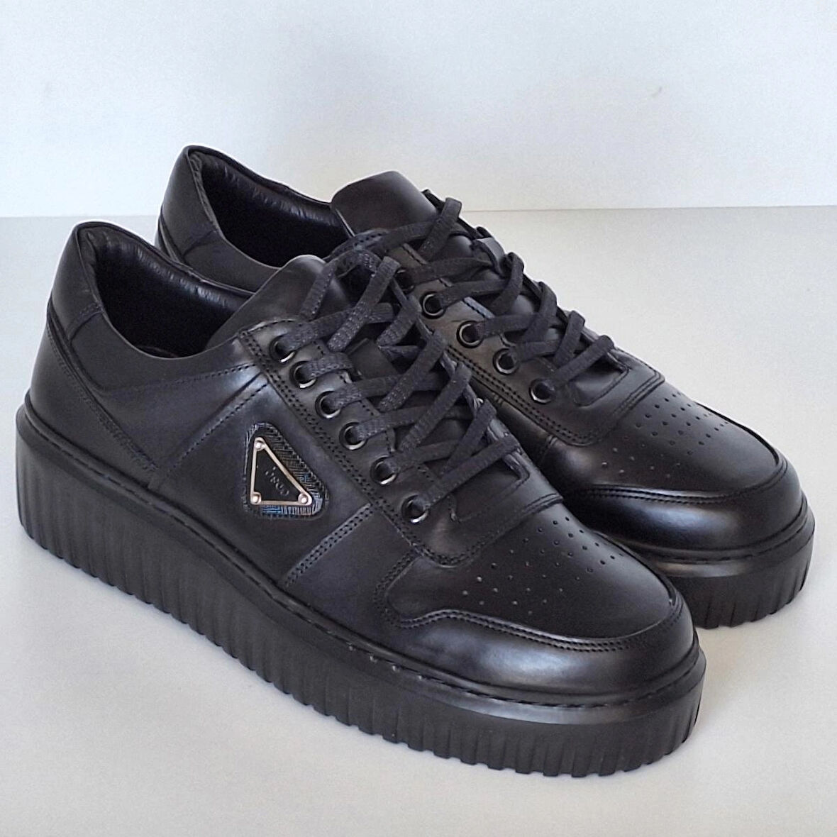 ERKEK GÜNLÜK SNEAKER AYAKKABI-HAKİKİ DERİ-SİYAH RENK-BAĞCIKLI