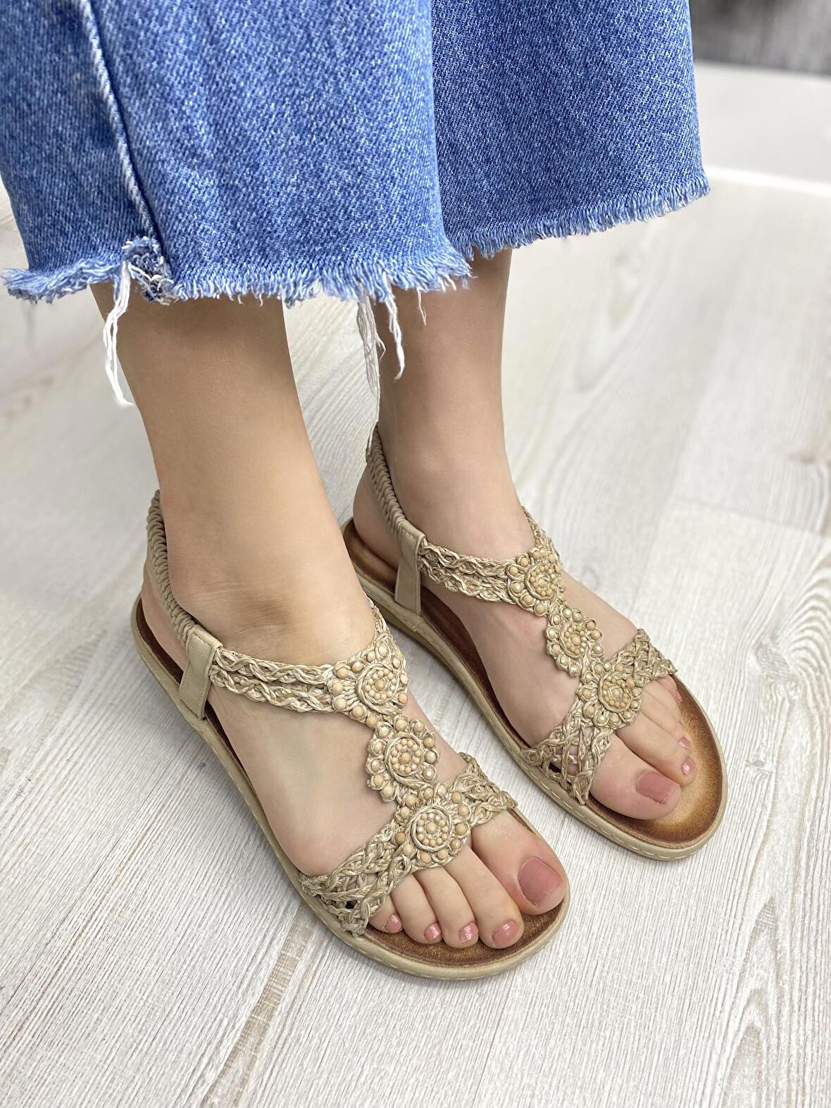 Guja Yumuşak Taban Örgü Kadın Sandalet 009 22Y150