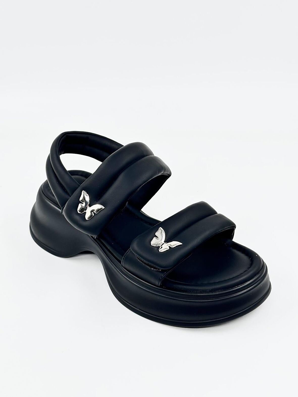 Guja Siyah Yumuşak Deri Siyah Cırtlı Kadın Sandale