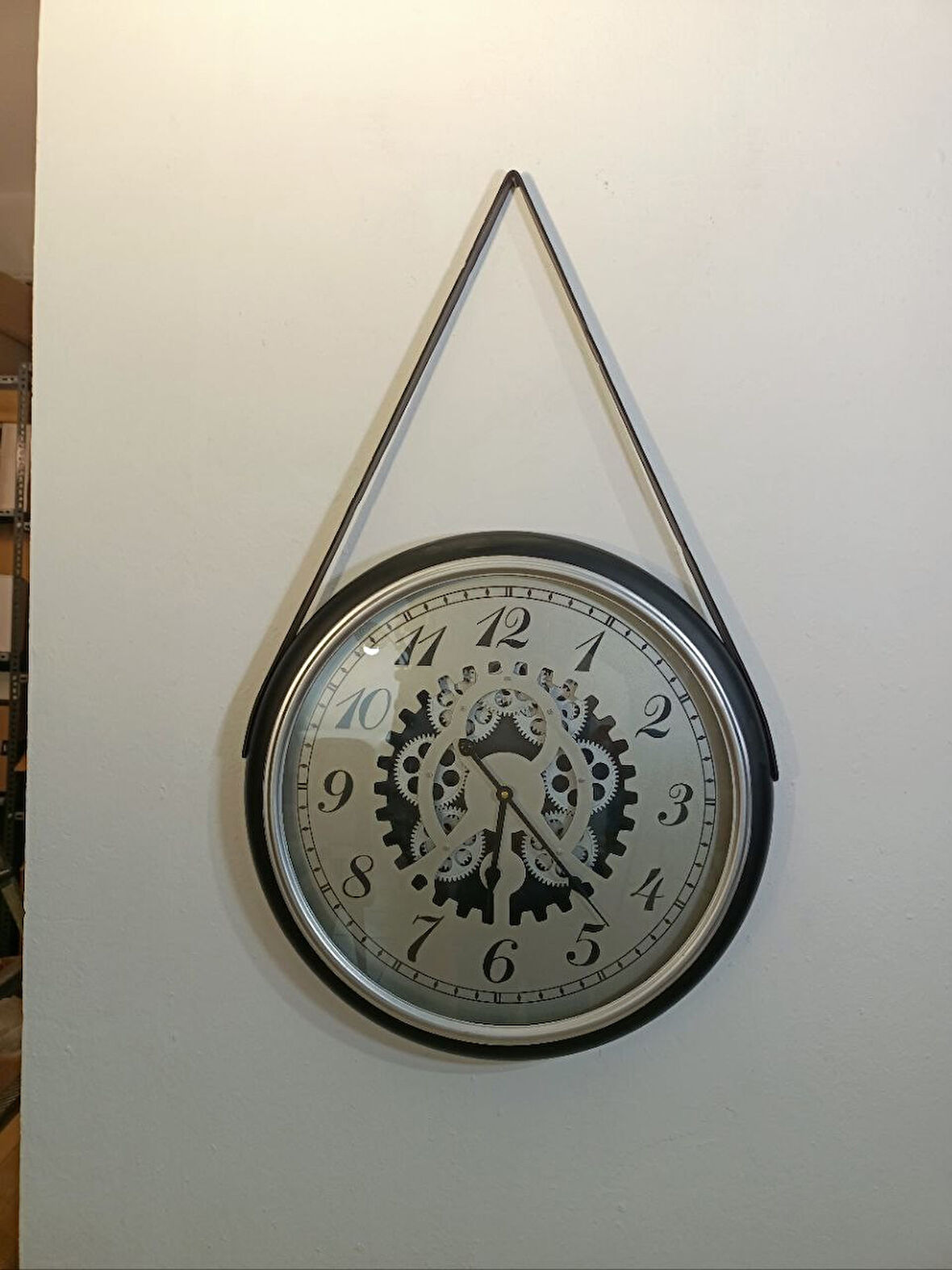 Biev Deri Kayışlı Duvar Saat