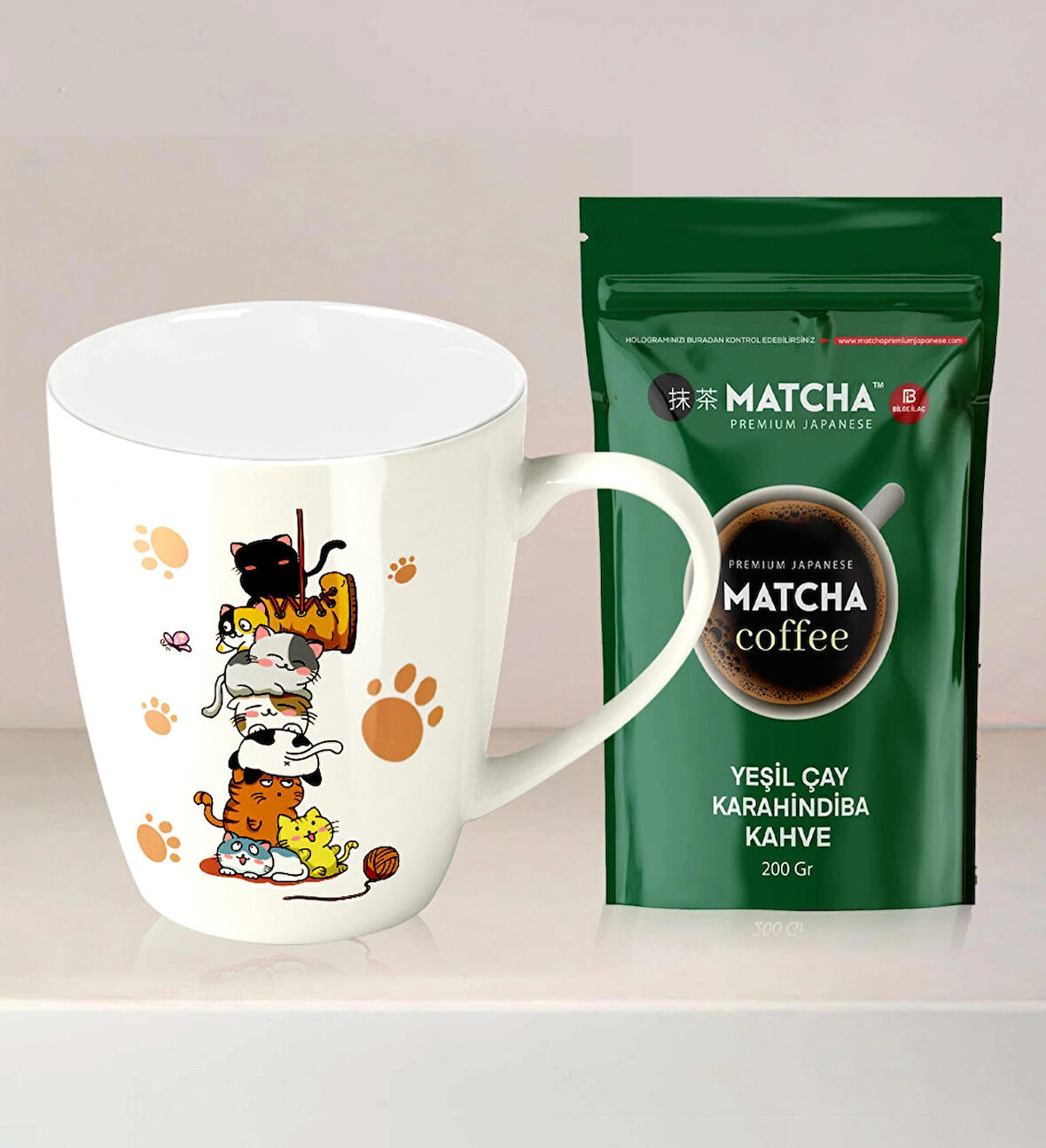 Halk Kitabevi Yaramaz Kediler Kupa Bardak - Matcha Yeşilçay ve Karahindiba İçeren Kahve