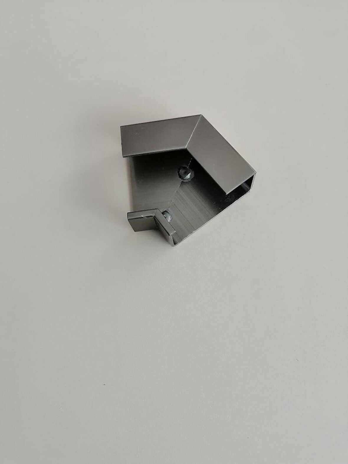 30*80 KARE AÇILI DİRSEK BRONZ 8302