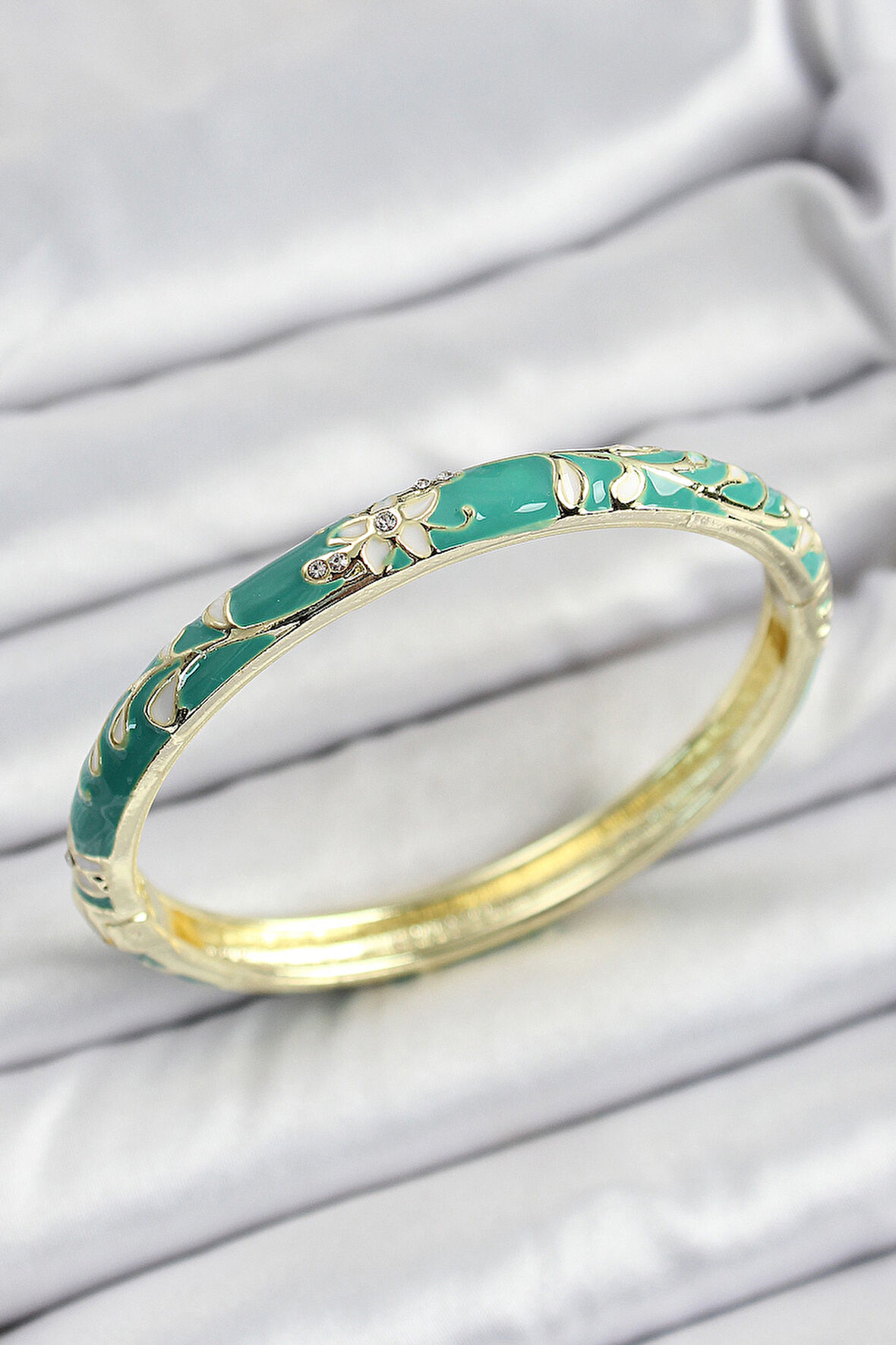 Mineli Pirinç Yeşil Çiçek Motifli Kadın Kelepçe