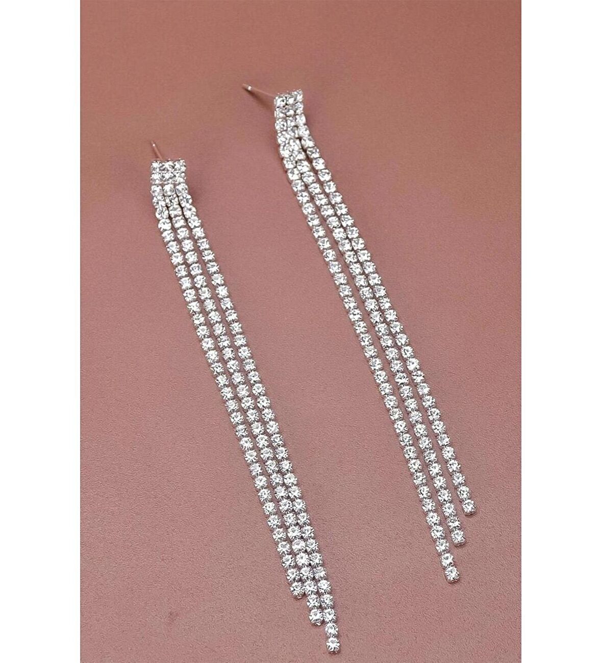 Kadın 3 Sıra Taşlı Sallantılı Küpe