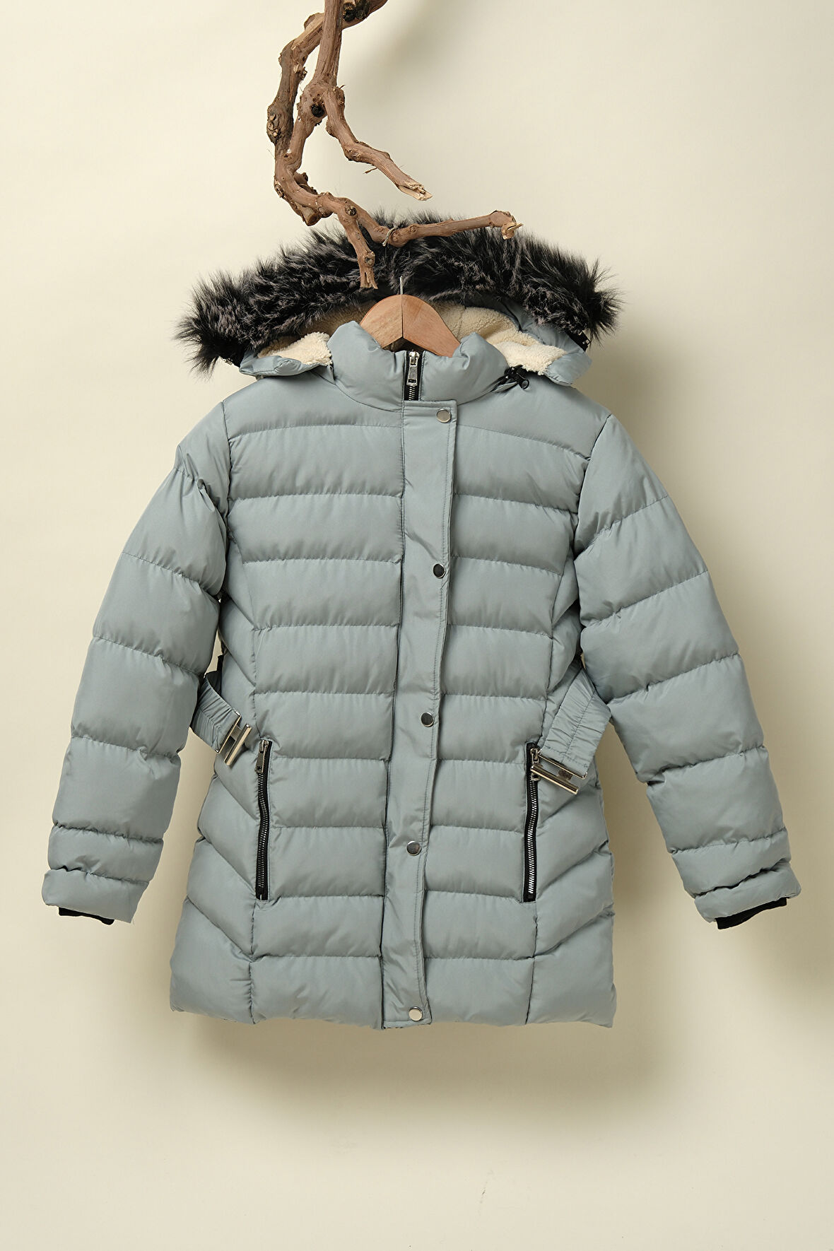  Kız Çocuk İçi Polarlı Şişme Mont