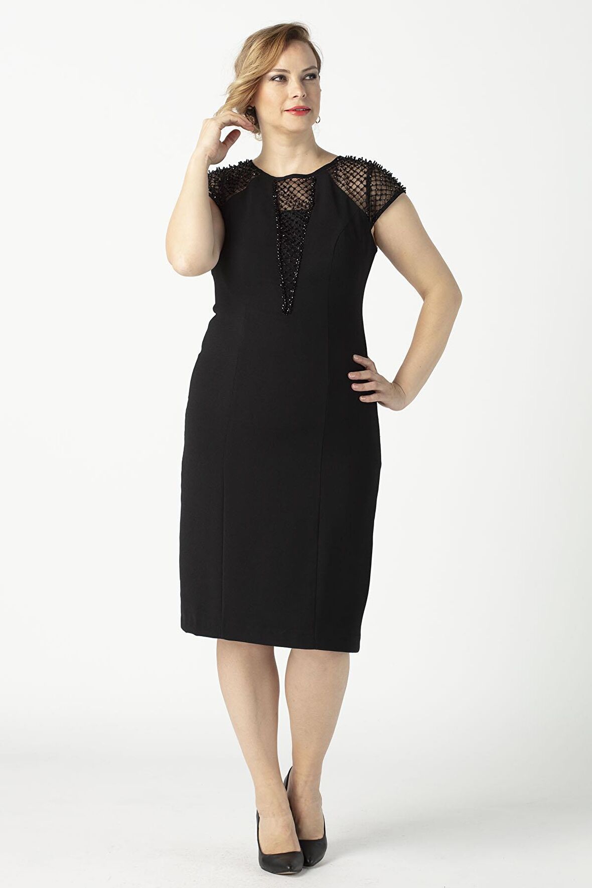 1279 Kare Baklava Desenli Kısa Büyük Beden Abiye Elbise Siyah