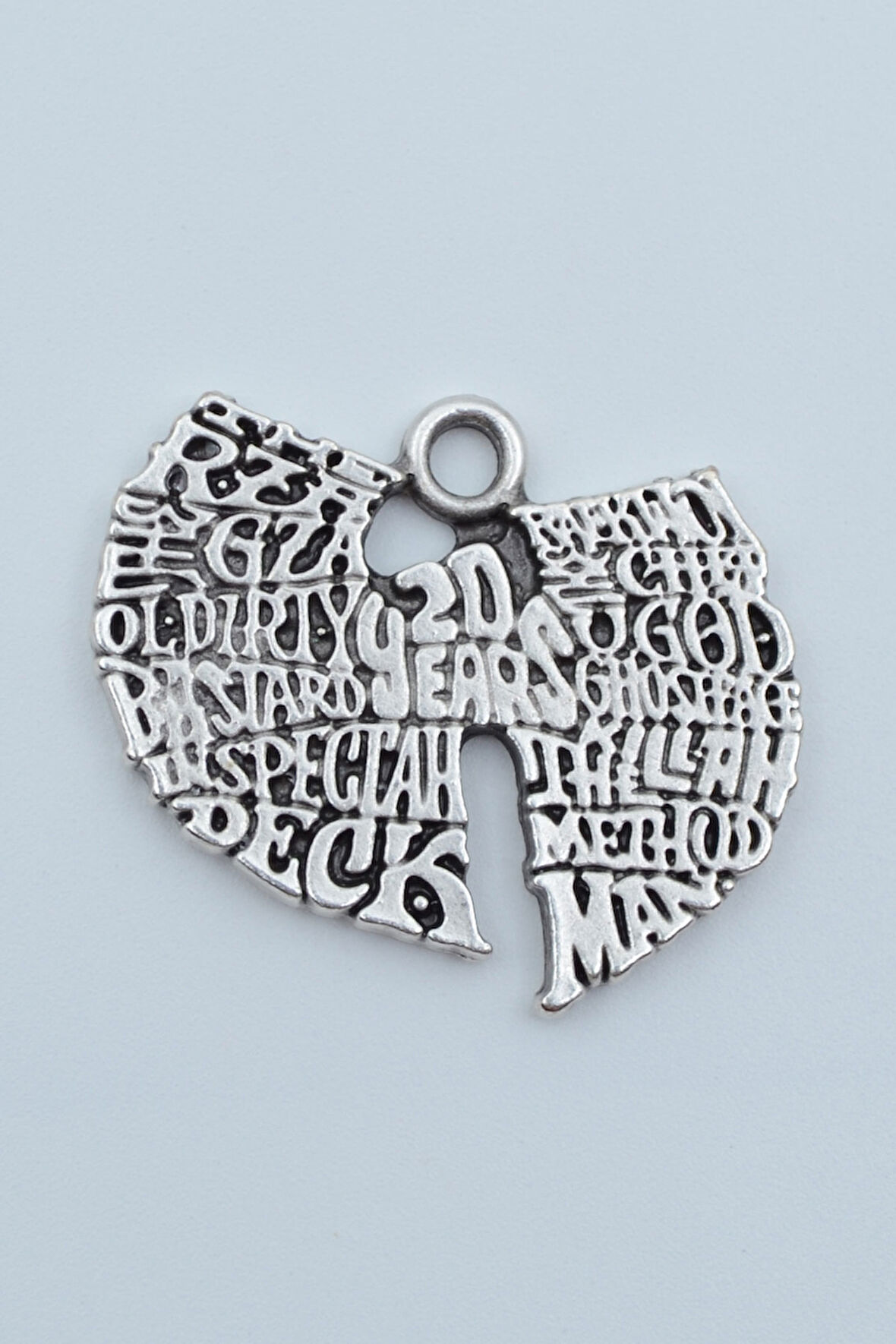 Wu Tang 20 Year  Gümüş Kaplama Kolye Ucu