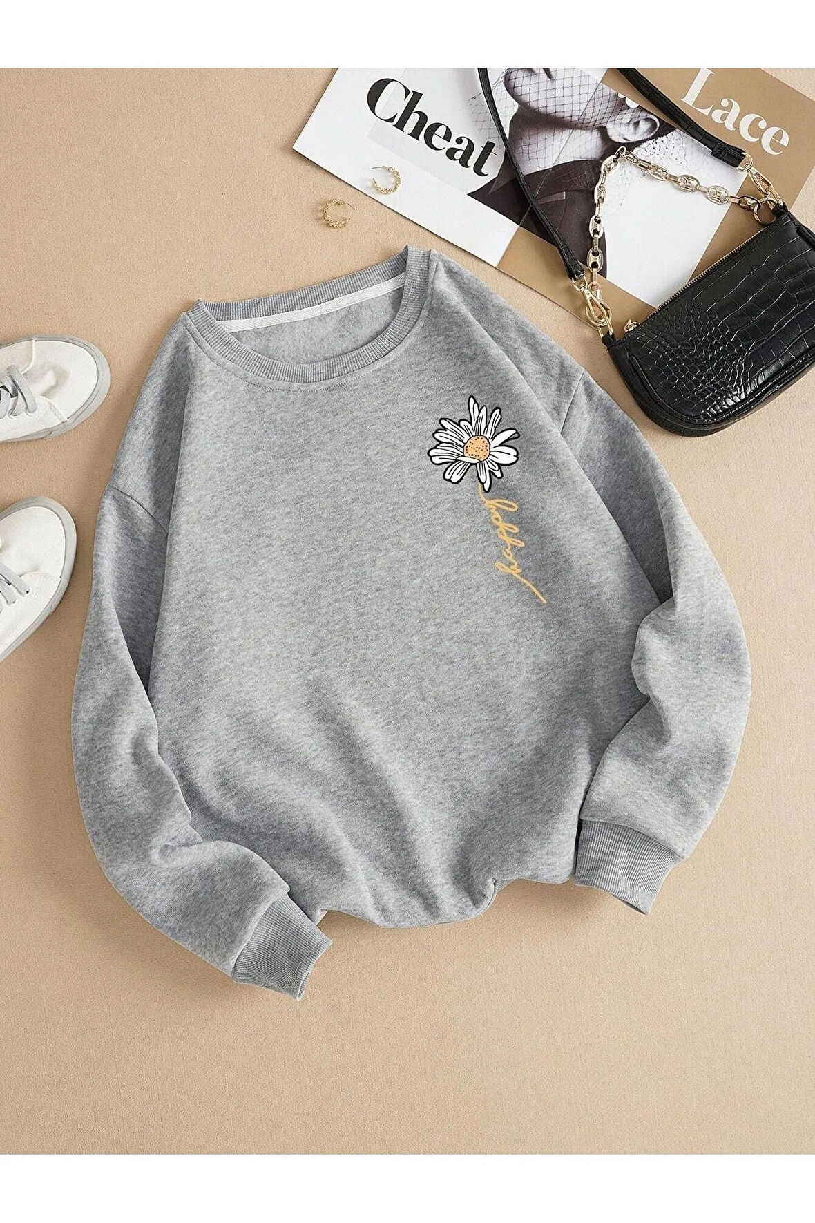 Kadın Gri Papatya Baskılı Bisiklet Yaka Sweatshirt