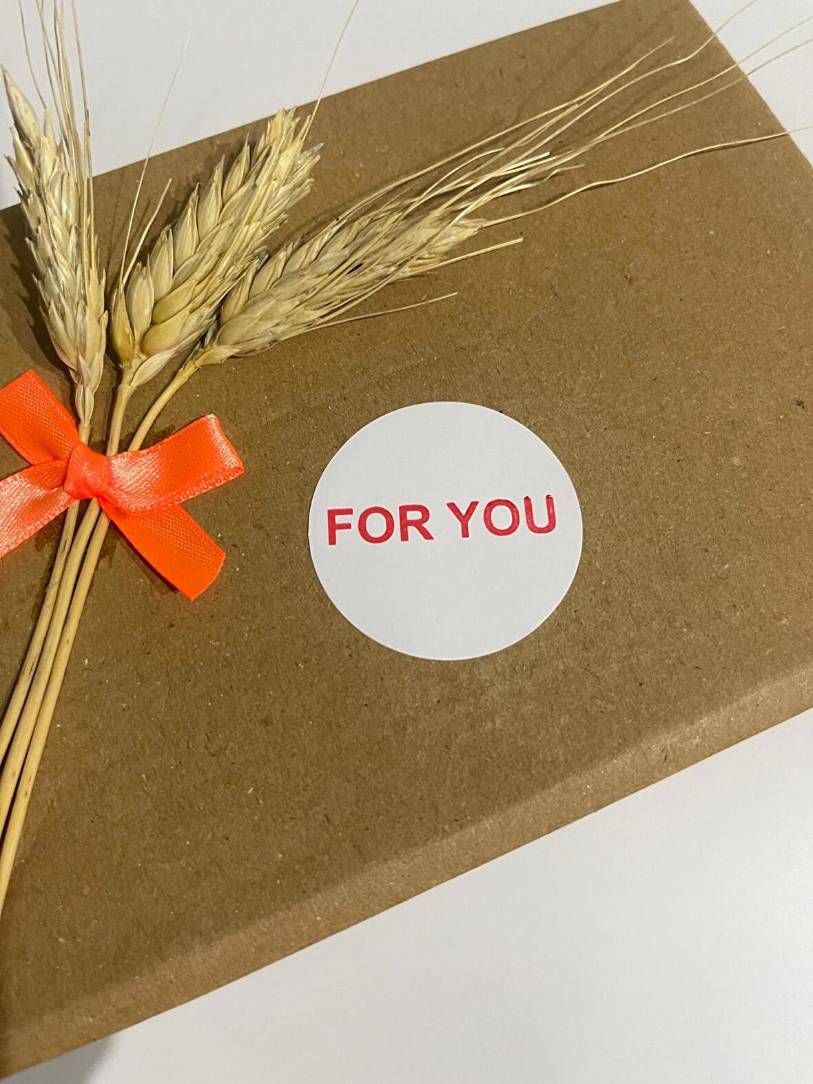 For You Kırmızı Yazılı Yuvarlak yapışkanlı etiket 4x4 cm 120 adet