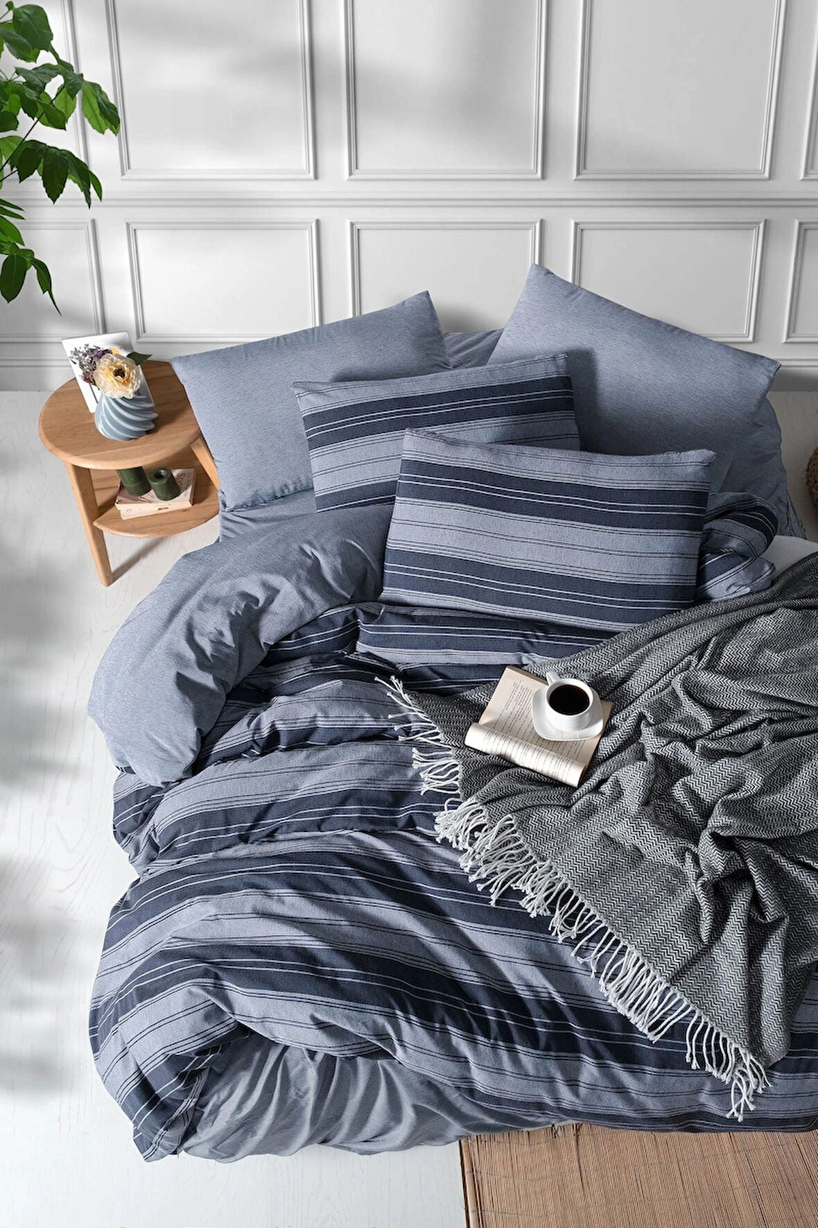 Lastikli Çarşaflı Çift Kişilik Nevresim Takımı Çizgili İNDİGO