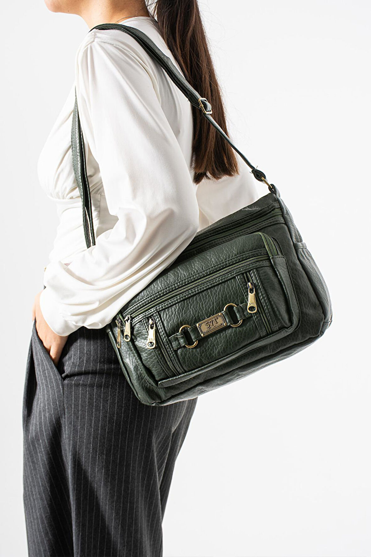 Yıkama Deri Çapraz Askılı Omuz Çantası Poliüretan Deri Haki Model:(571-14-16F)