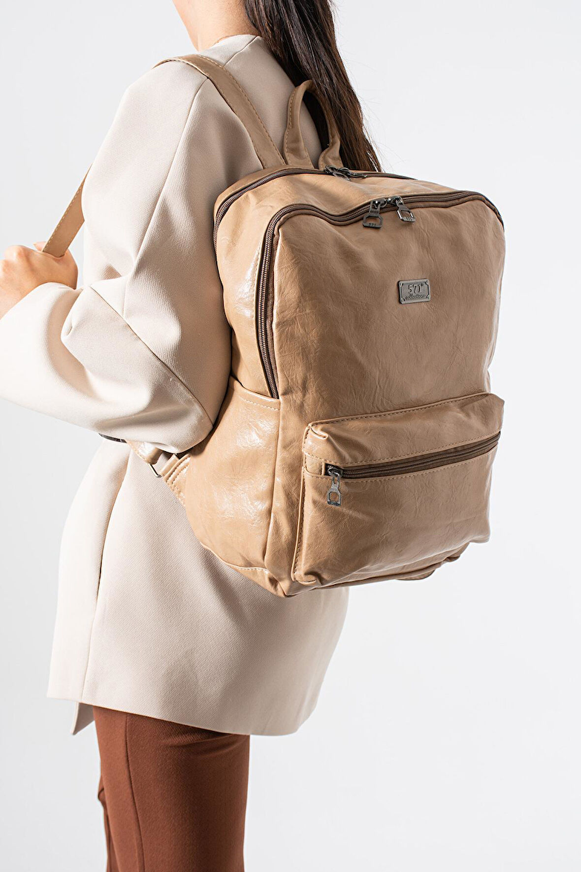 Suni Deri Yıkama Sırt Çantası (Poliüretan) Bej Model:(571-14-16G)