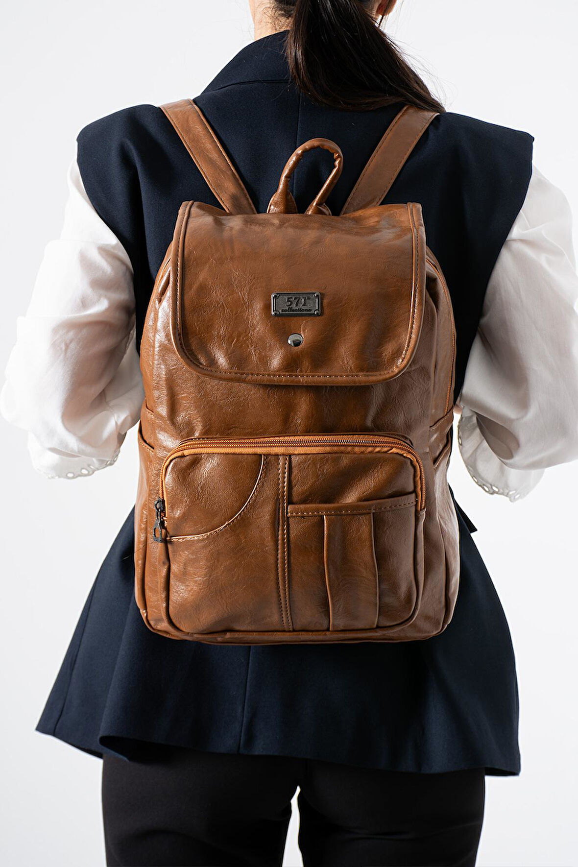 Suni Deri Yıkama Sırt Çantası (Poliüretan) Taba Model:(571-14-16I)