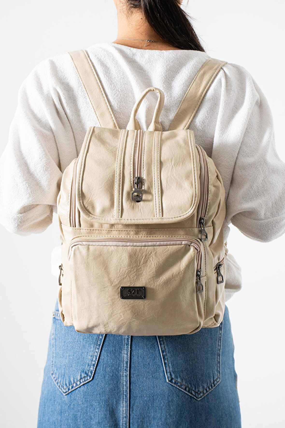 Suni Deri Yıkama Sırt Çantası (Poliüretan) Krem Model:(571-14-16J)