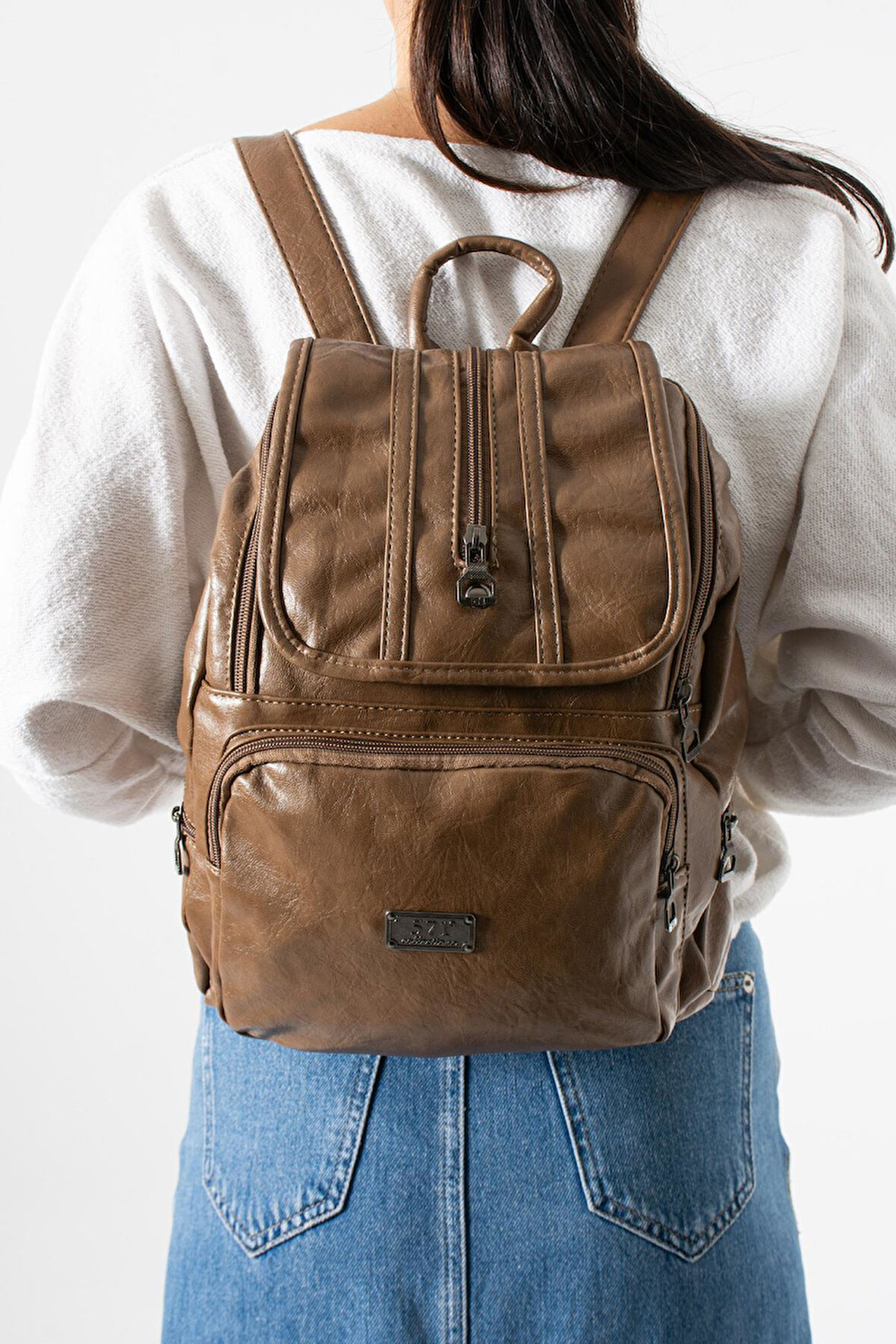 Suni Deri Yıkama Sırt Çantası (Poliüretan) Vizon Model:(571-14-16J)