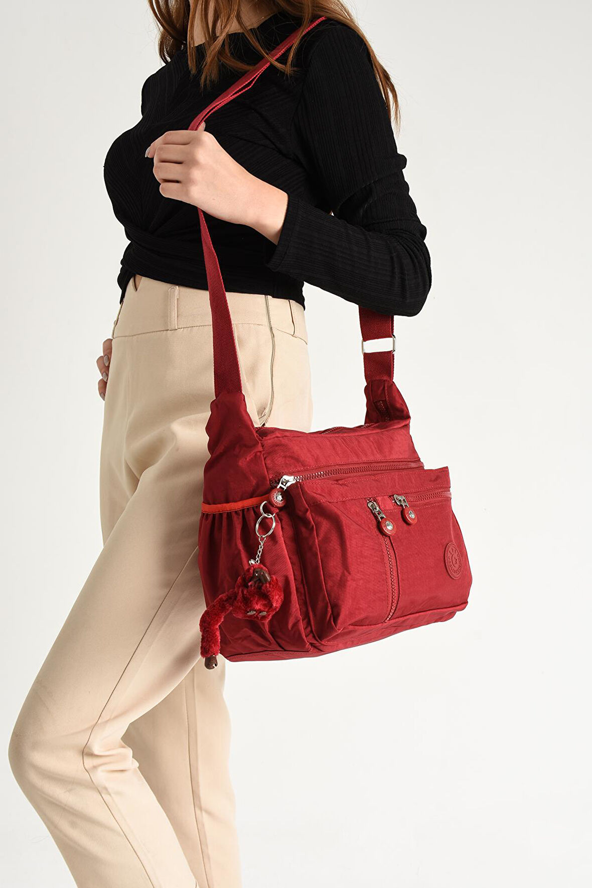 Çapraz Askılı Ultra Hafif Çok Cepli Bayan Omuz Çantası Kırmızı (Model:571-6C) 