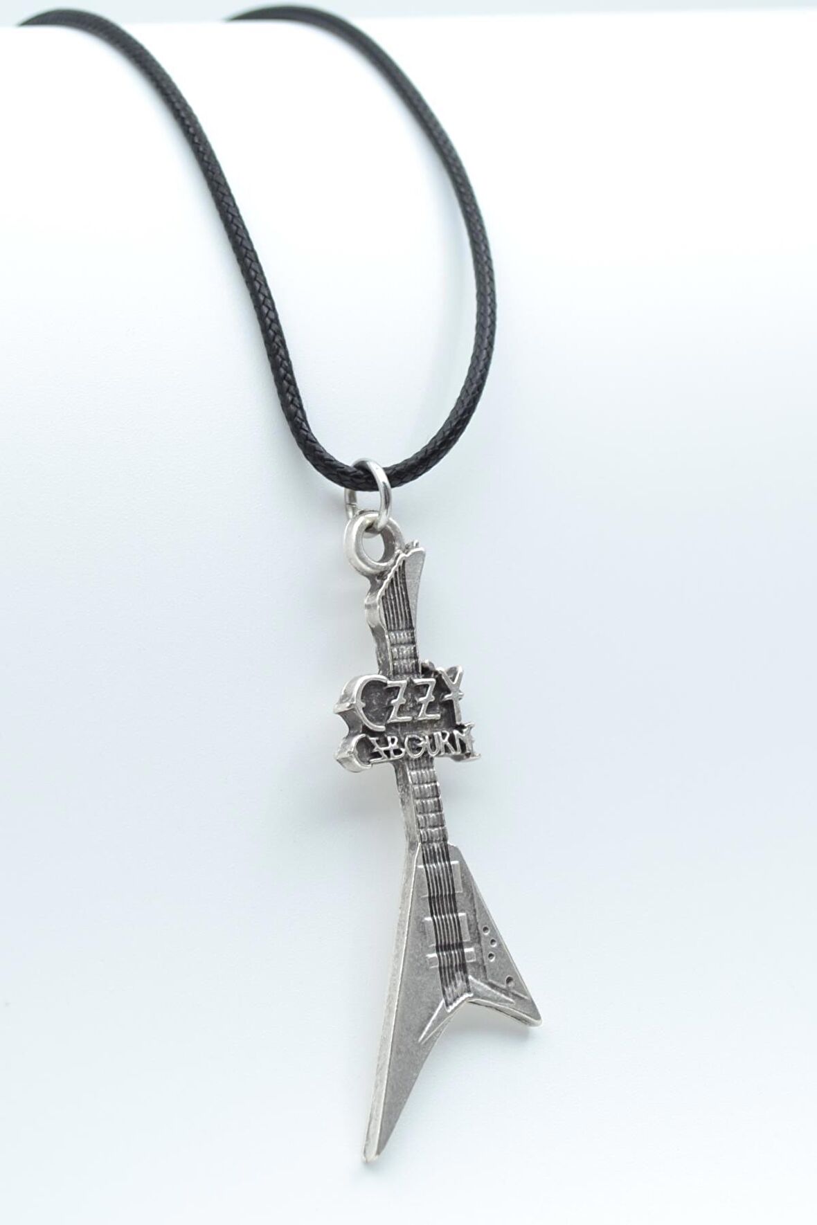 Ozzy Osbourne Elektro Gitar Kolye Deri İp Kolye Gümüş Kaplama Erkek Kadın Kolye