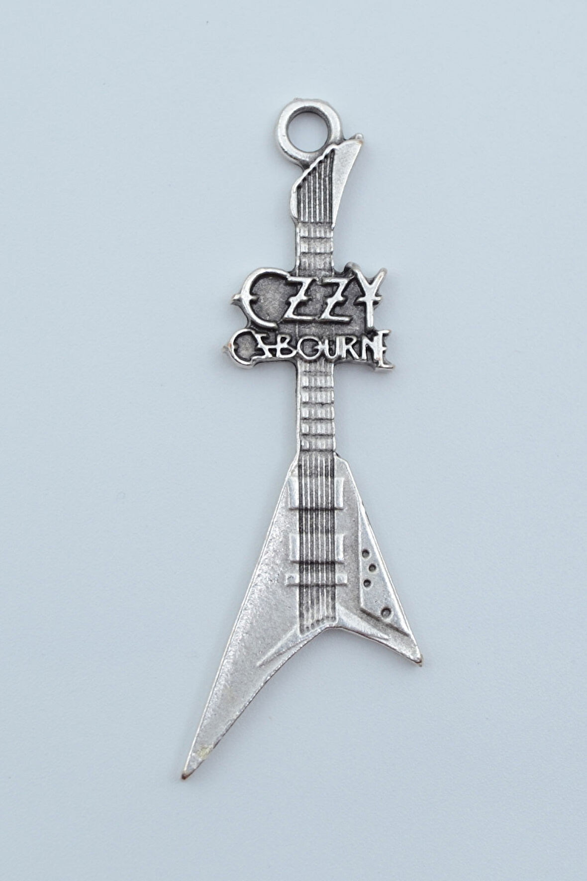 Ozzy Osbourne Elektro Gitar Gümüş Kaplama Kolye Ucu